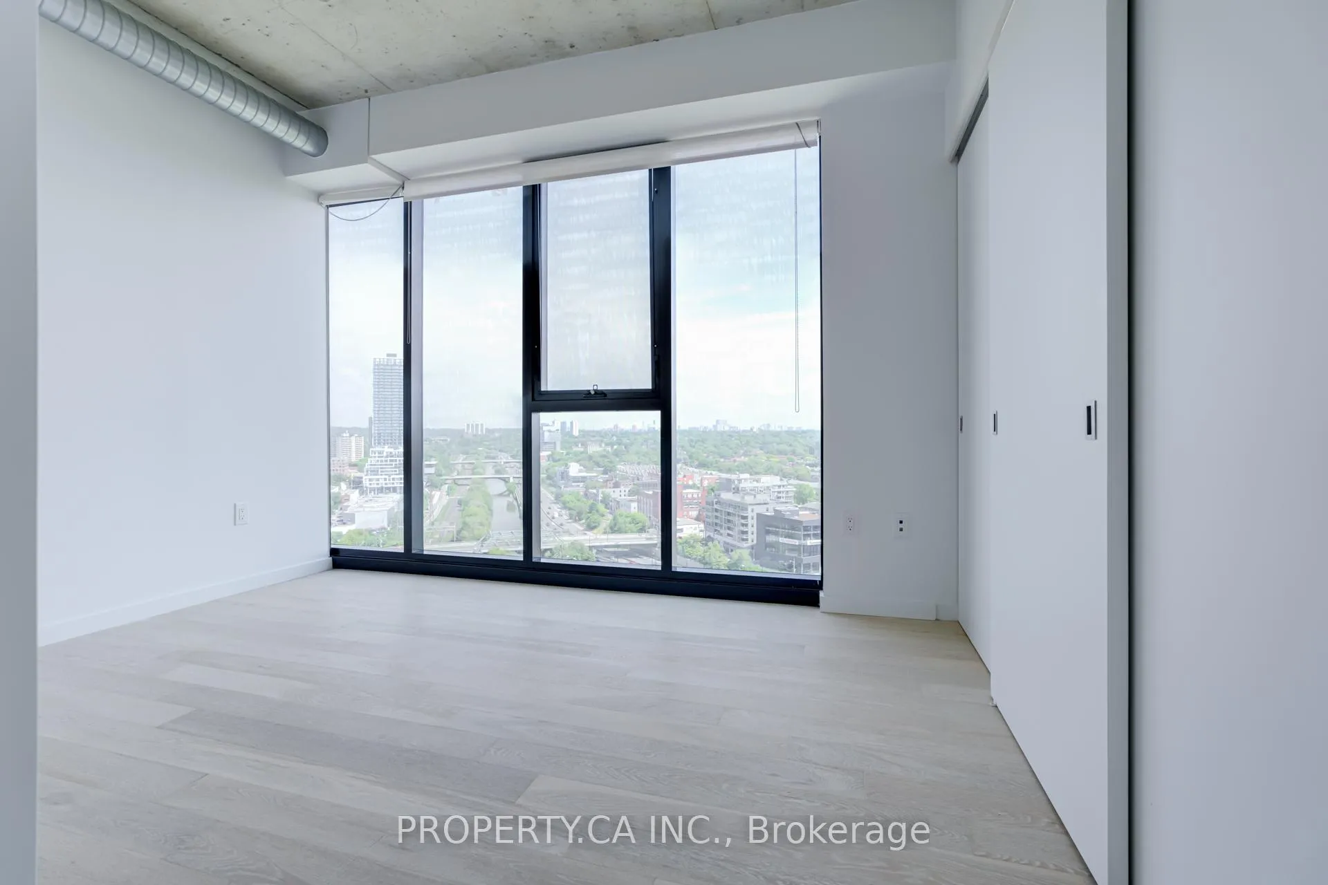 Photo 16 of Unit 1907, 170 Bayview Avenue, Toronto, Waterfront Communities — HOMEH