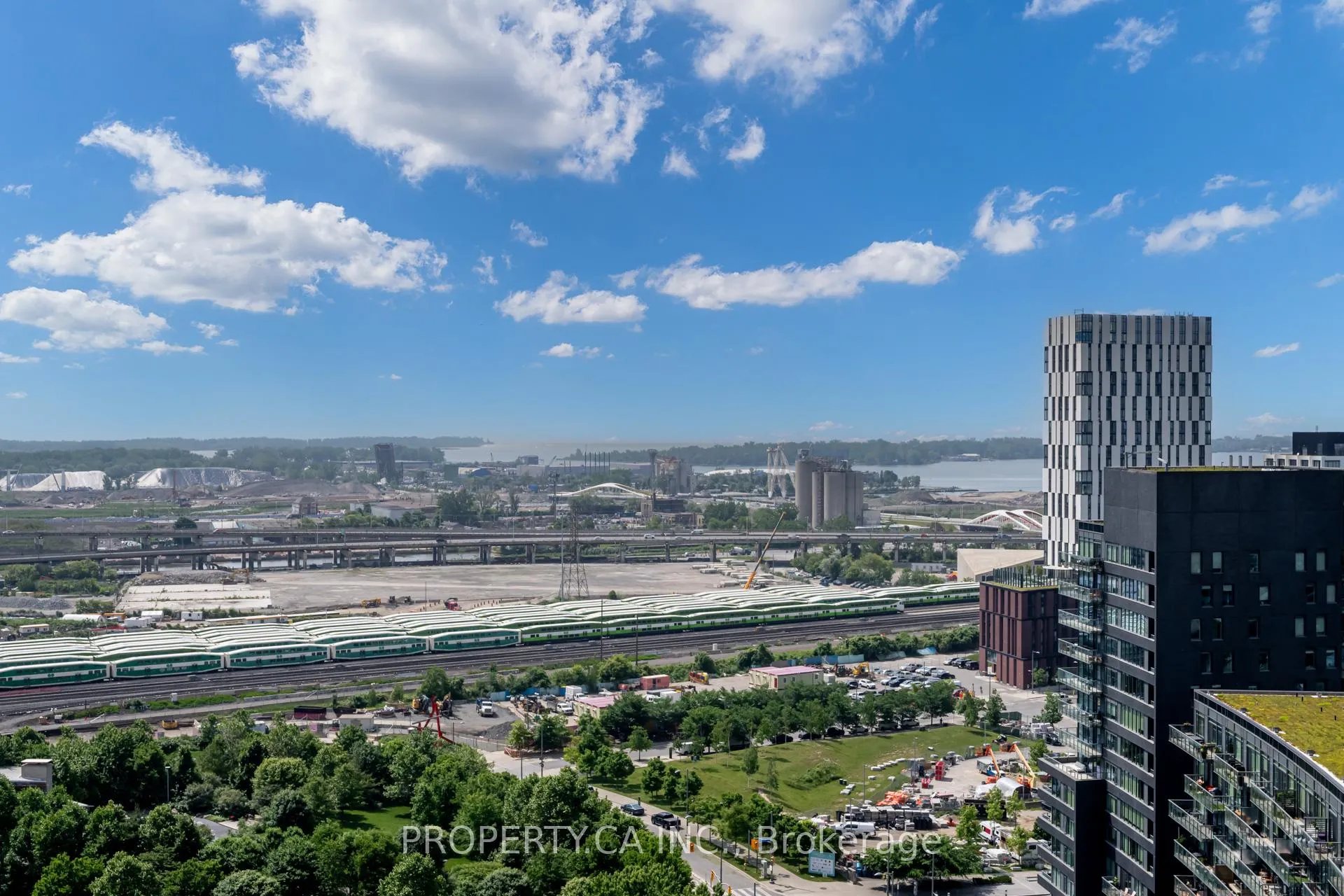 Photo 29 of Unit 1907, 170 Bayview Avenue, Toronto, Waterfront Communities — HOMEH