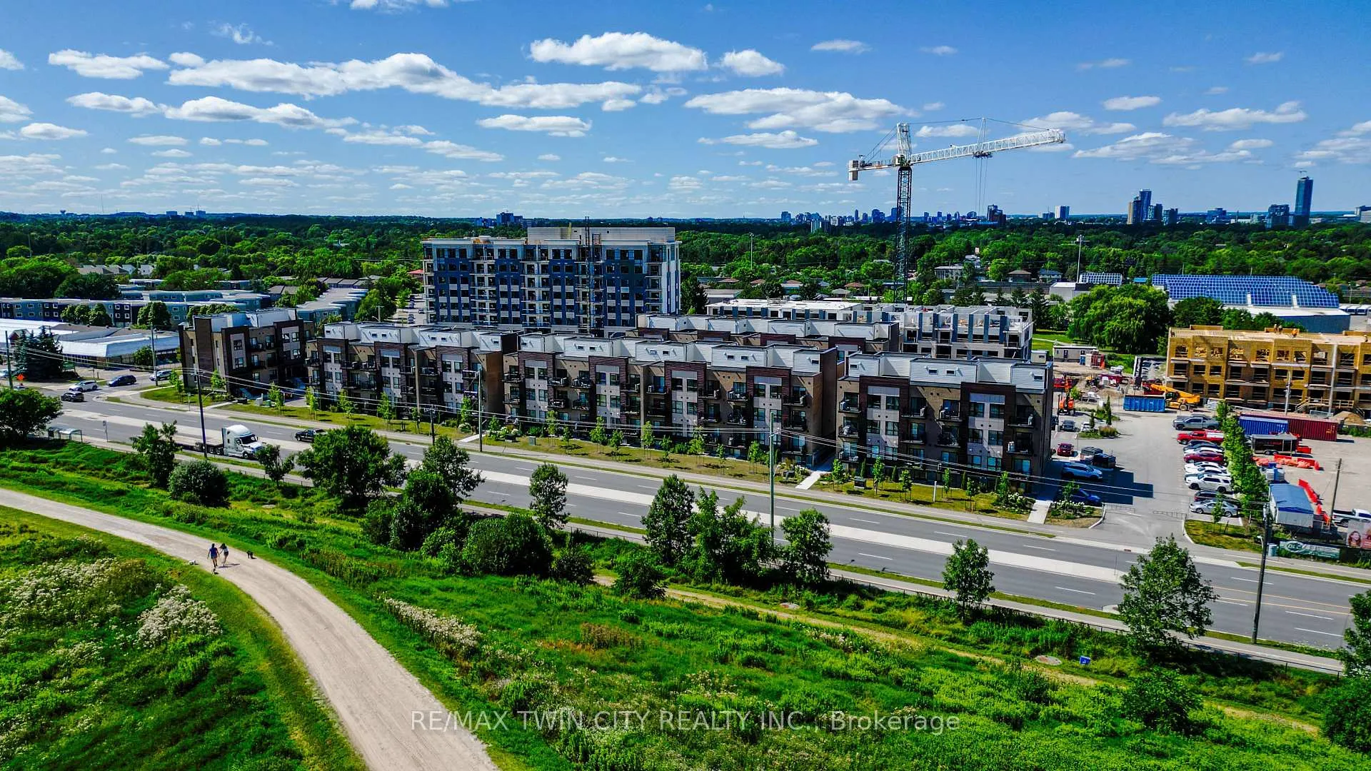 Photo 44 of Unit D13, 10 Palace Street, Kitchener, Laurentian Hills — HOMEH
