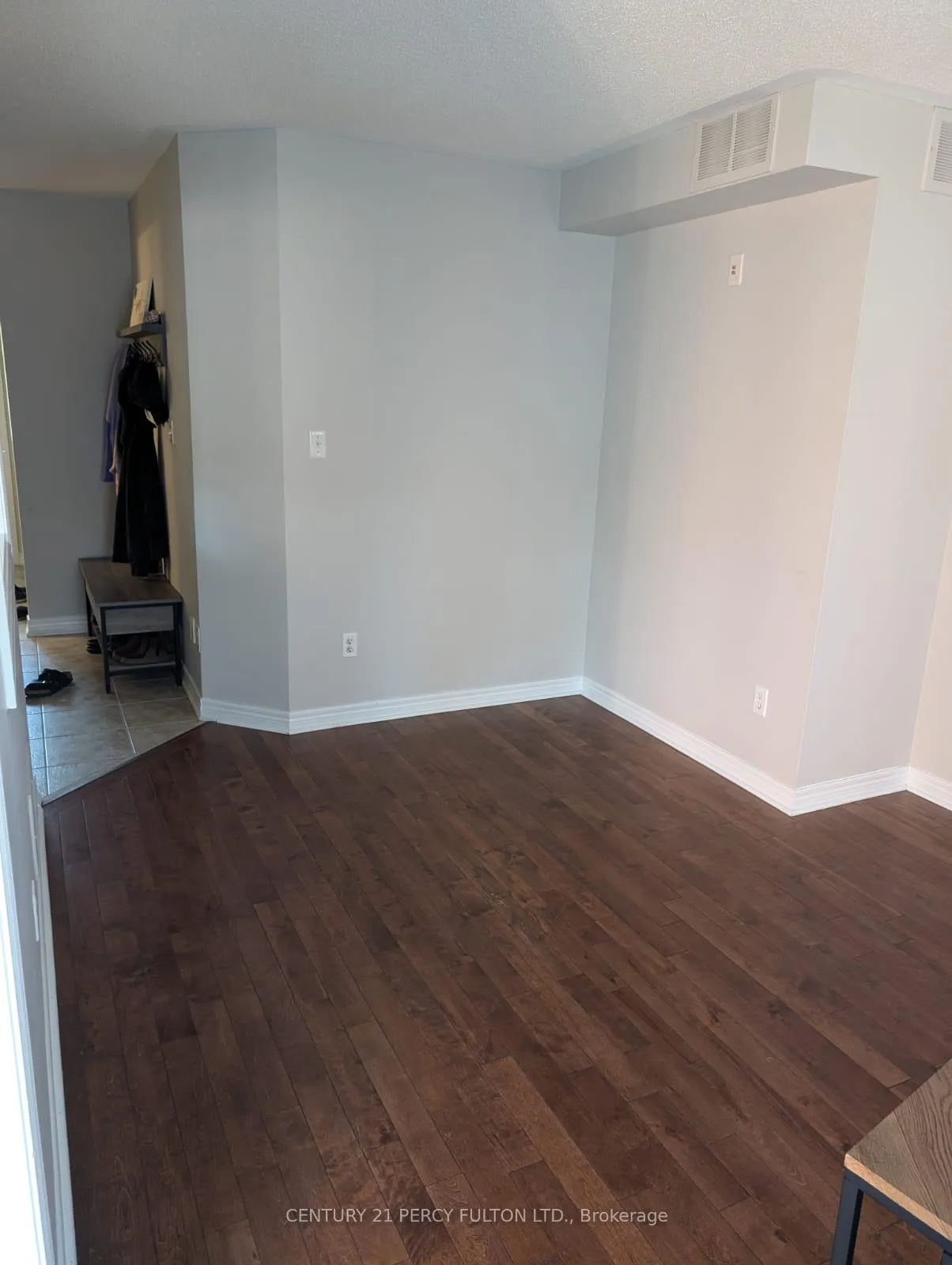 Photo 5 of 71 Barchester Crescent, Whitby, Brooklin — HOMEH