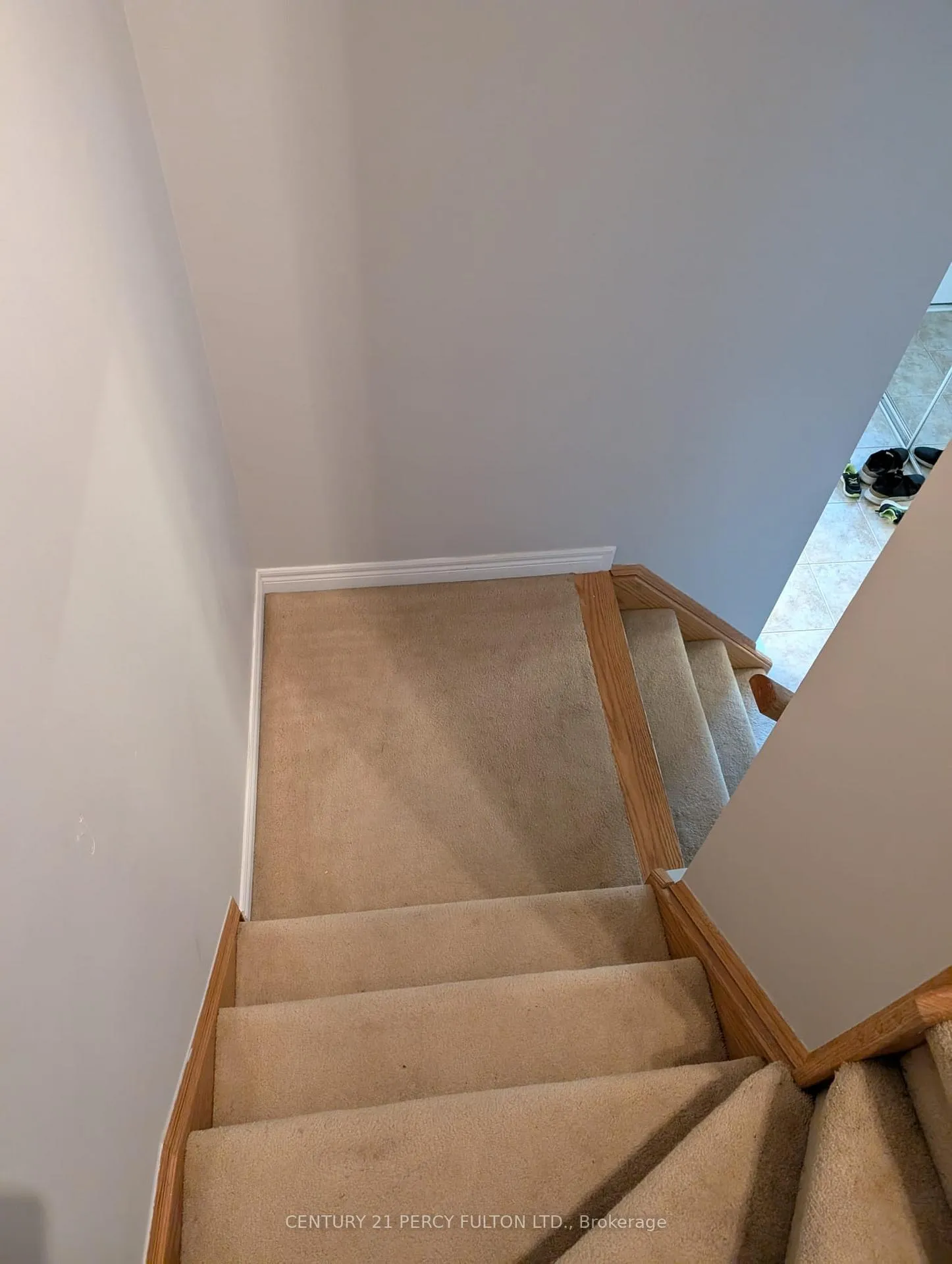 Photo 22 of 71 Barchester Crescent, Whitby, Brooklin — HOMEH