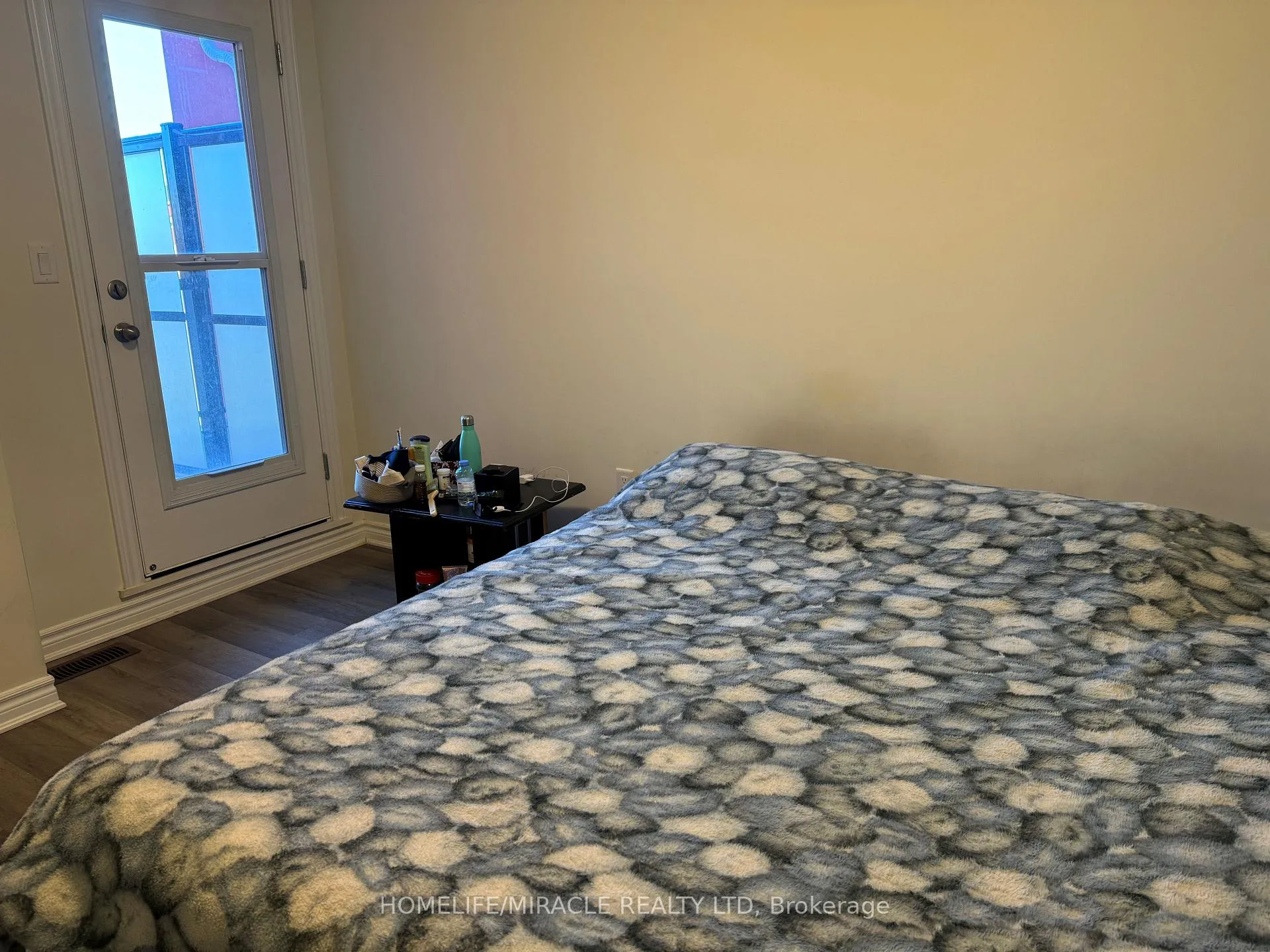 Photo 6 of Unit 106, 1034 Reflection Place, Pickering, Rural Pickering — HOMEH