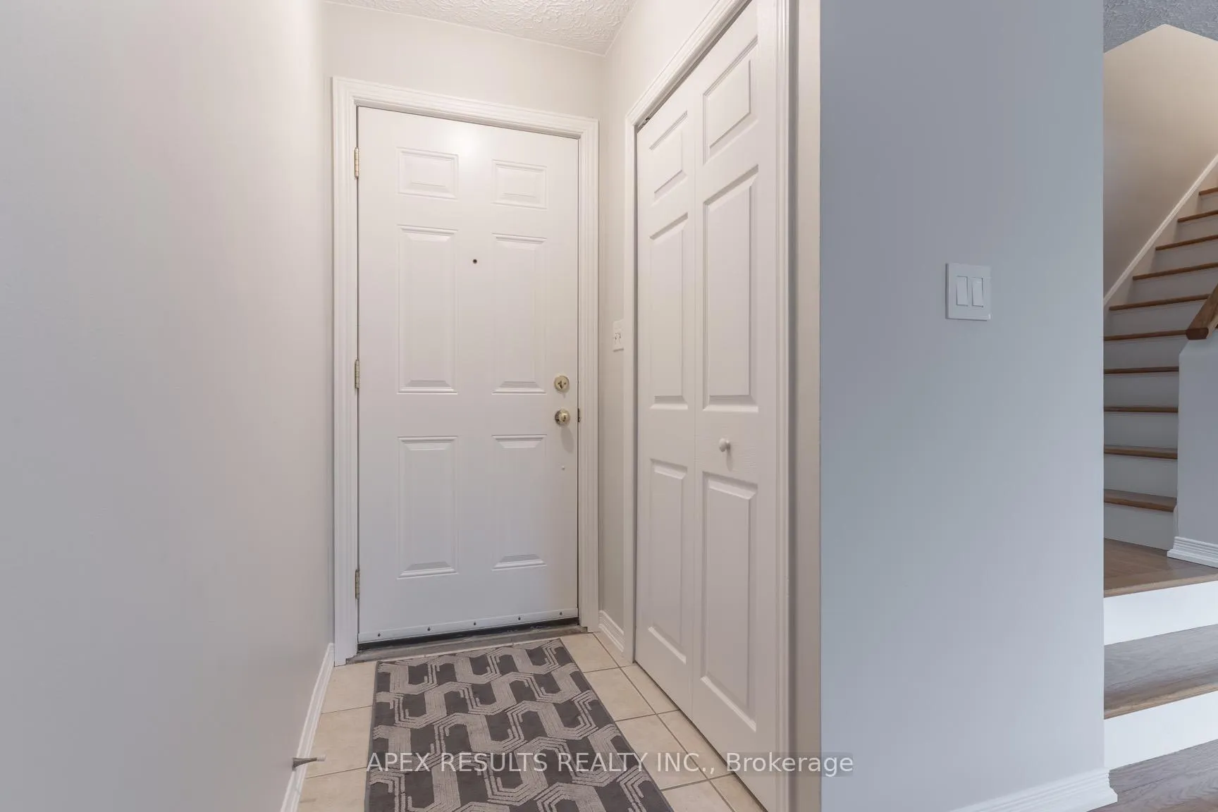 Photo 4 of Unit 3, 23 Woodman Drive S, Hamilton, Corman — HOMEH