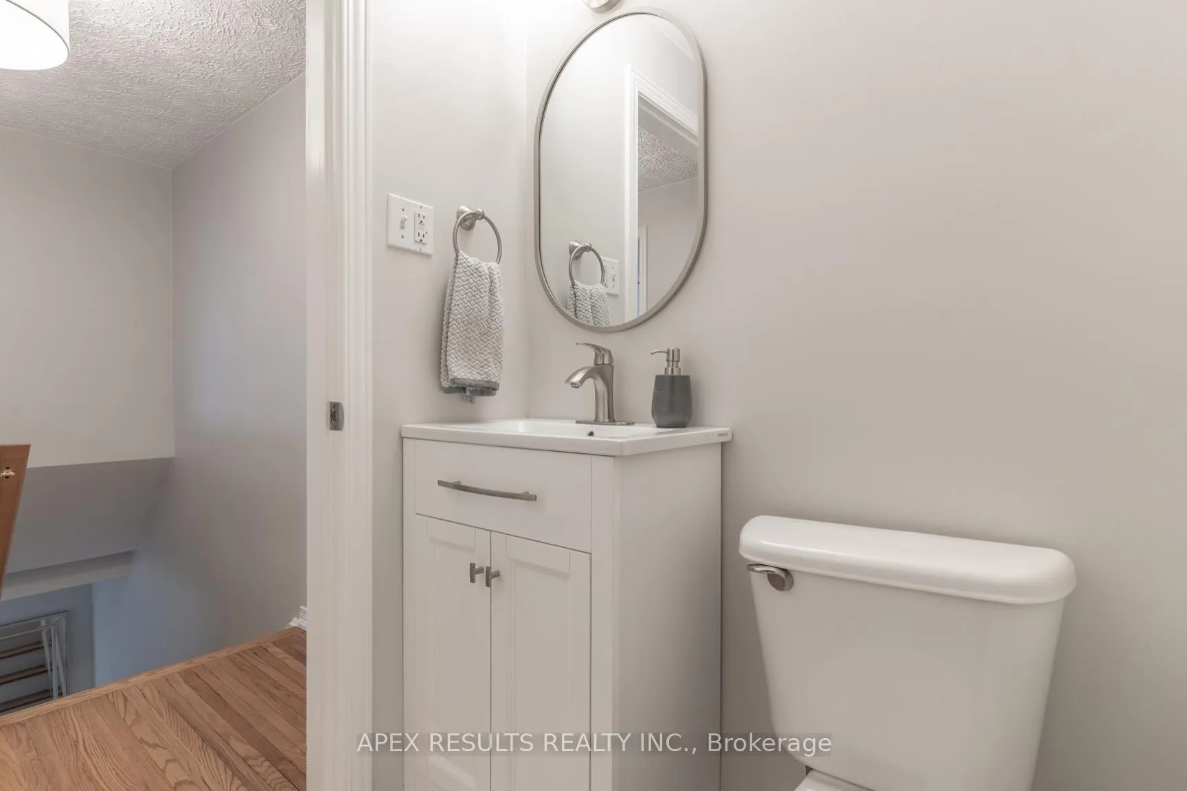 Photo 15 of Unit 3, 23 Woodman Drive S, Hamilton, Corman — HOMEH