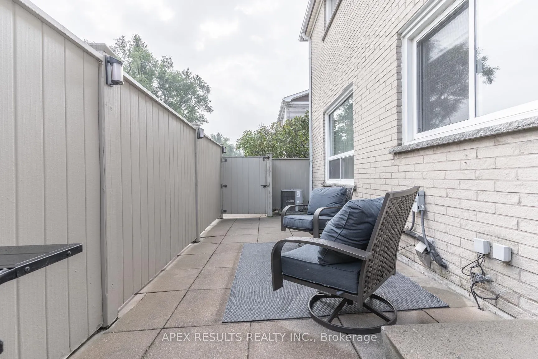 Photo 28 of Unit 3, 23 Woodman Drive S, Hamilton, Corman — HOMEH