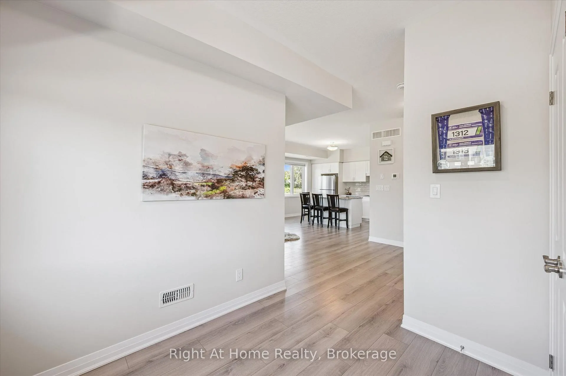 Photo 18 of 1570 Fischer-Hallman Road, Kitchener — HOMEH