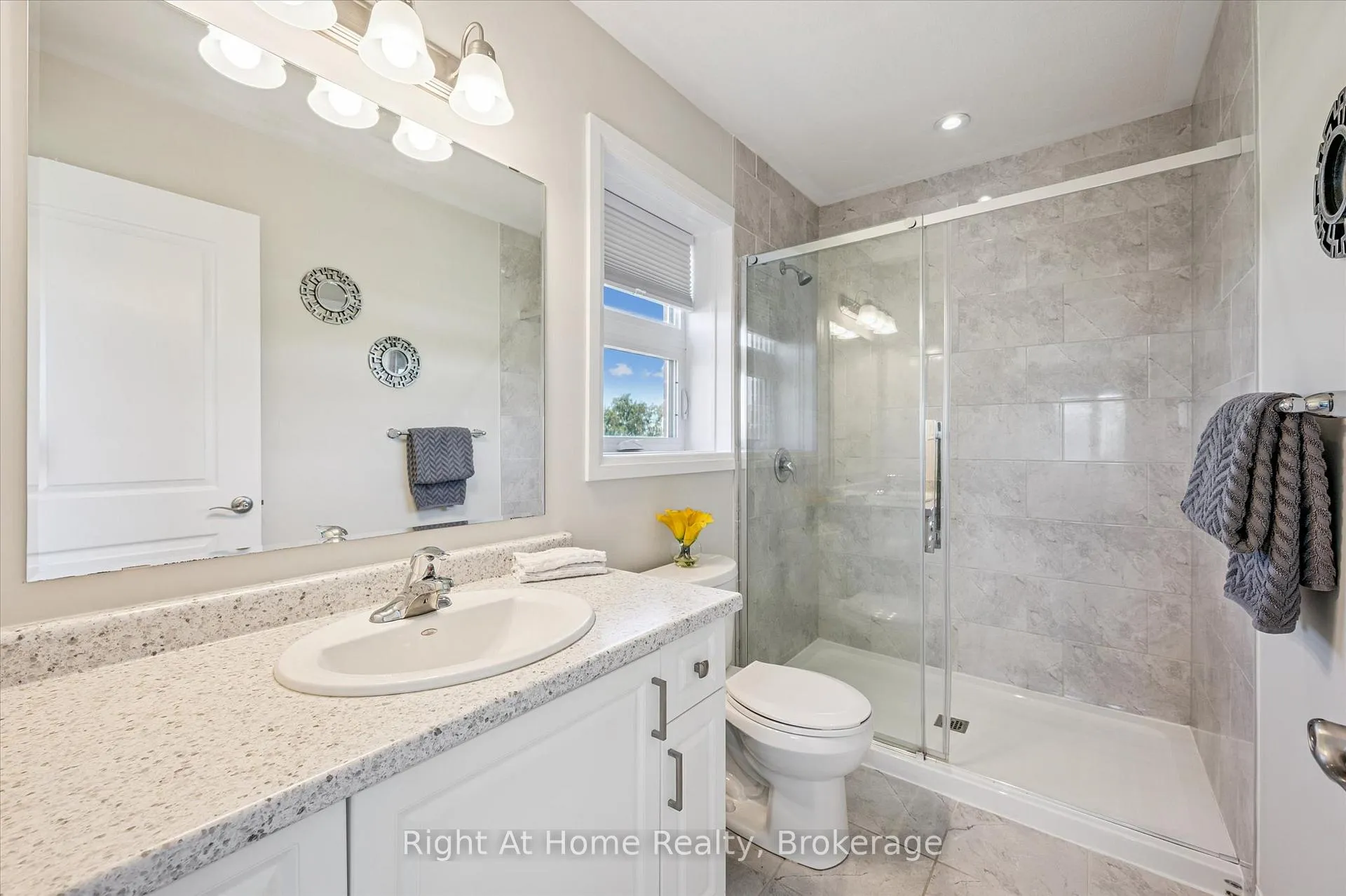 Photo 24 of 1570 Fischer-Hallman Road, Kitchener — HOMEH