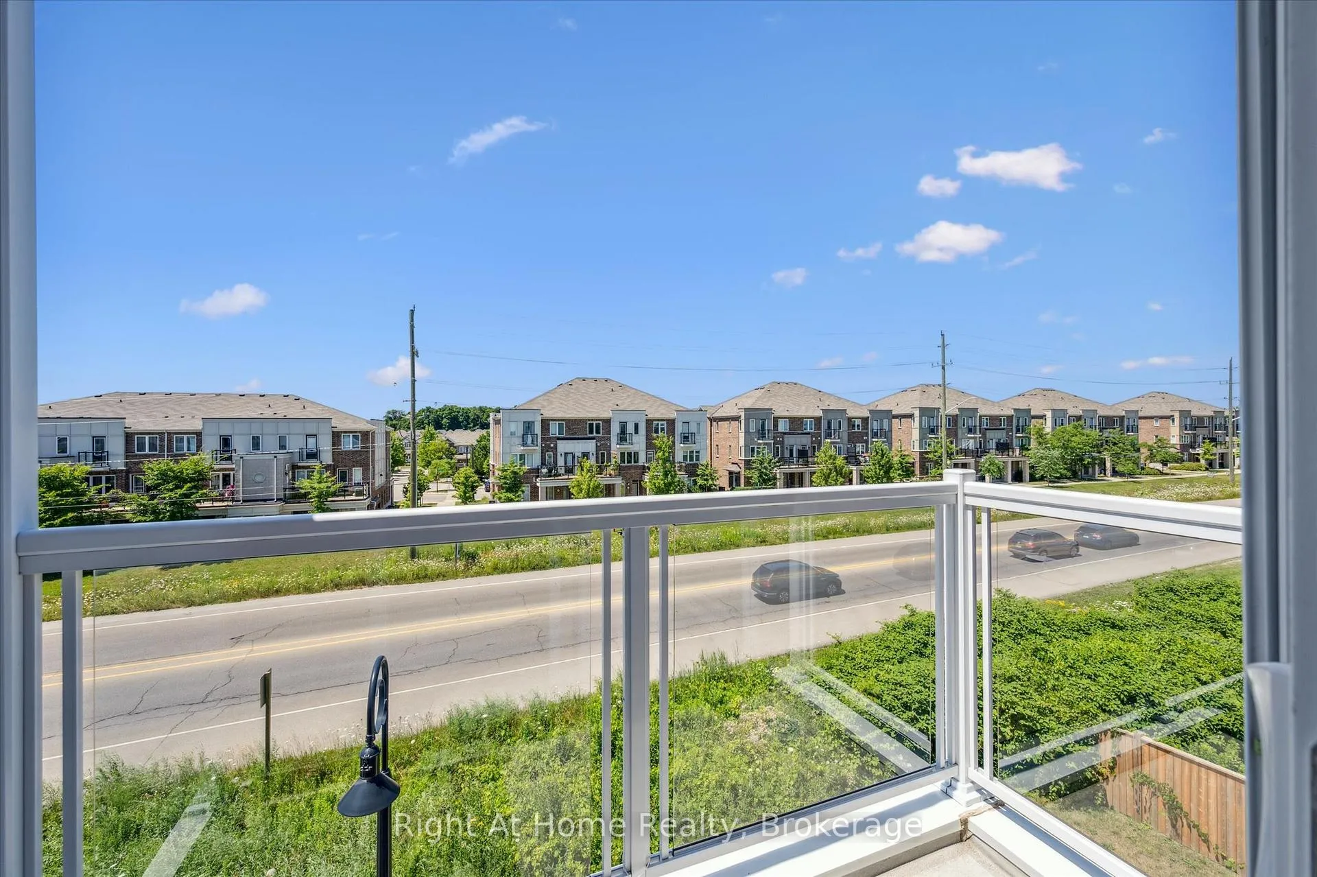 Photo 29 of 1570 Fischer-Hallman Road, Kitchener — HOMEH
