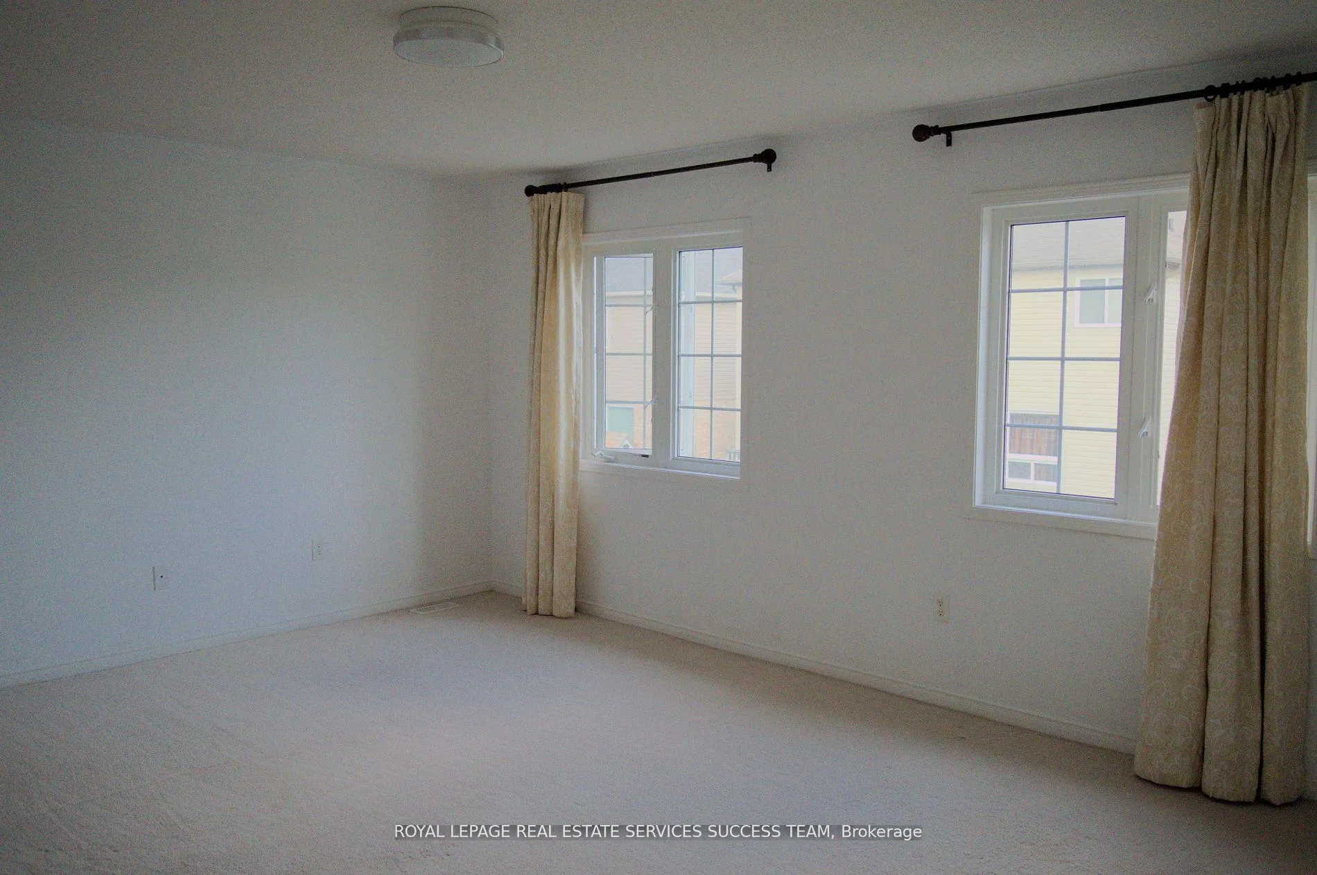 Photo 12 of 1129 Beneford Road, Oshawa, Eastdale — HOMEH