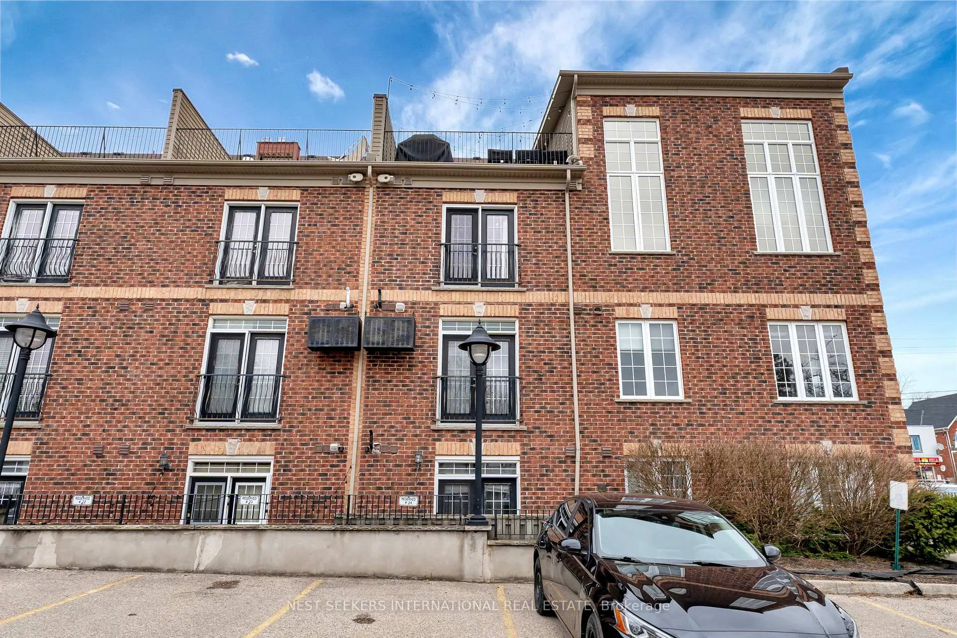 Photo 23 of Unit 303, 555 King Street E, Kitchener — HOMEH