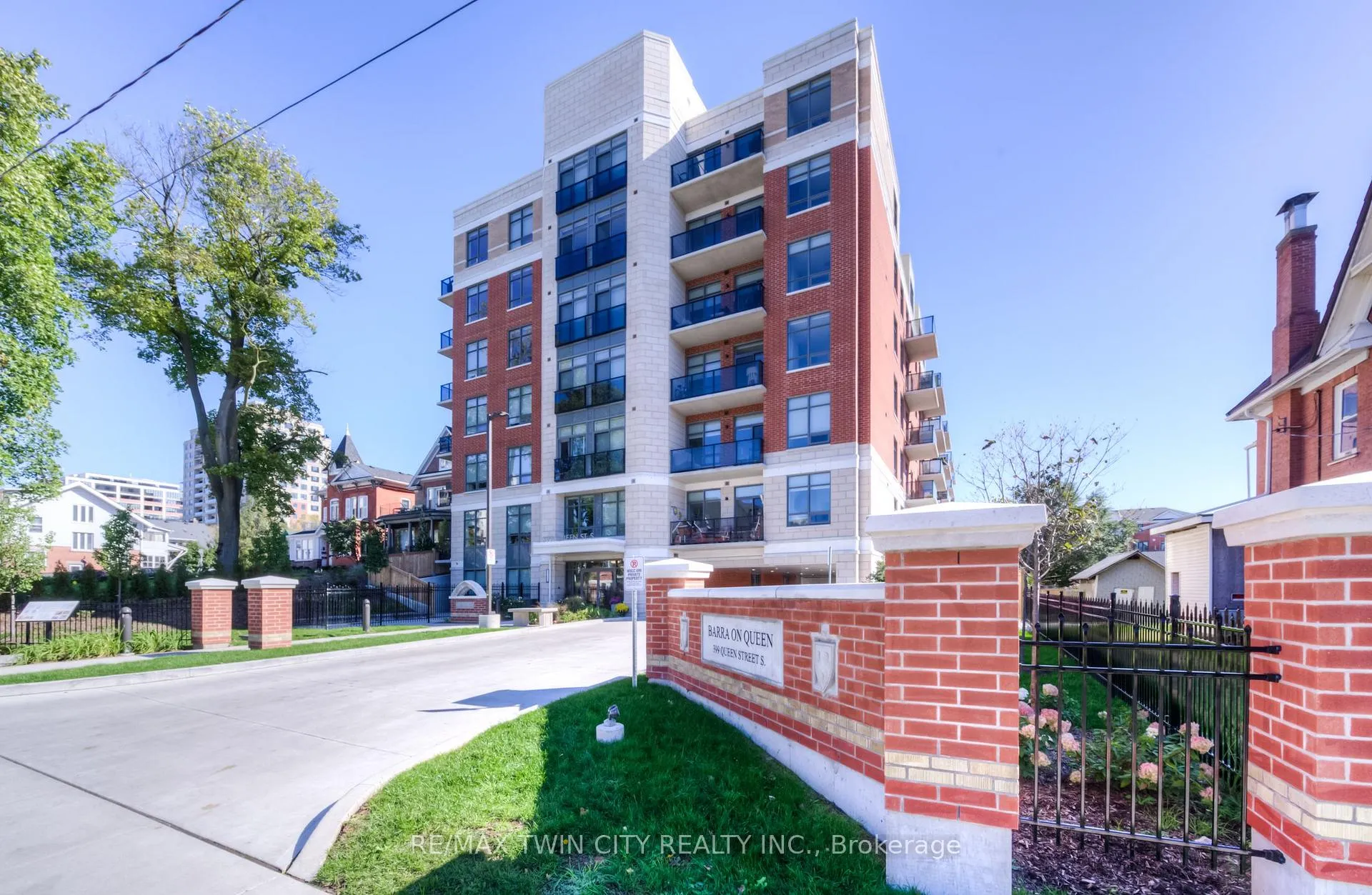 Front of Unit 314, 399 Queen Street S