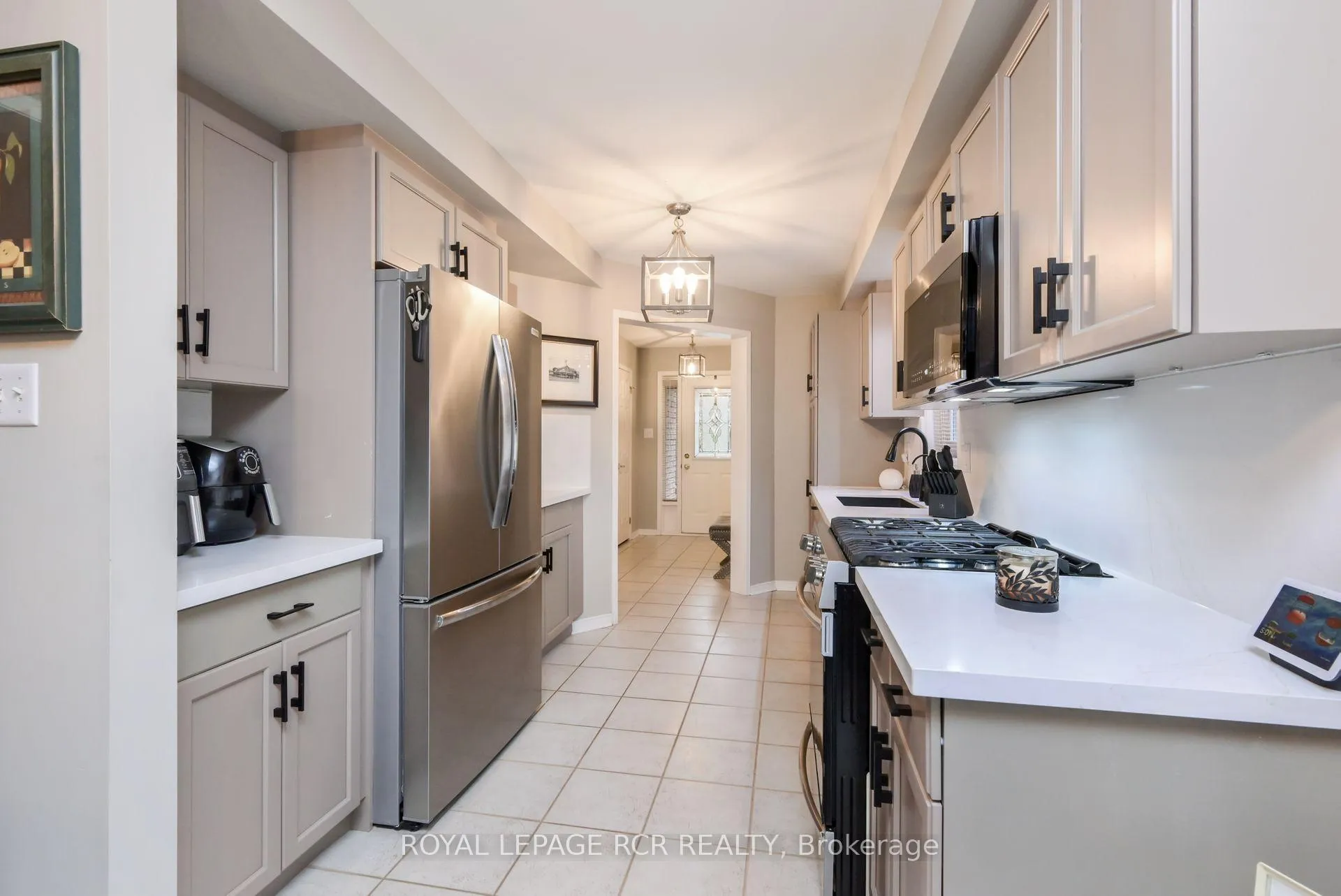 Photo 5 of 147 Riverview Road, New Tecumseth, Alliston — HOMEH