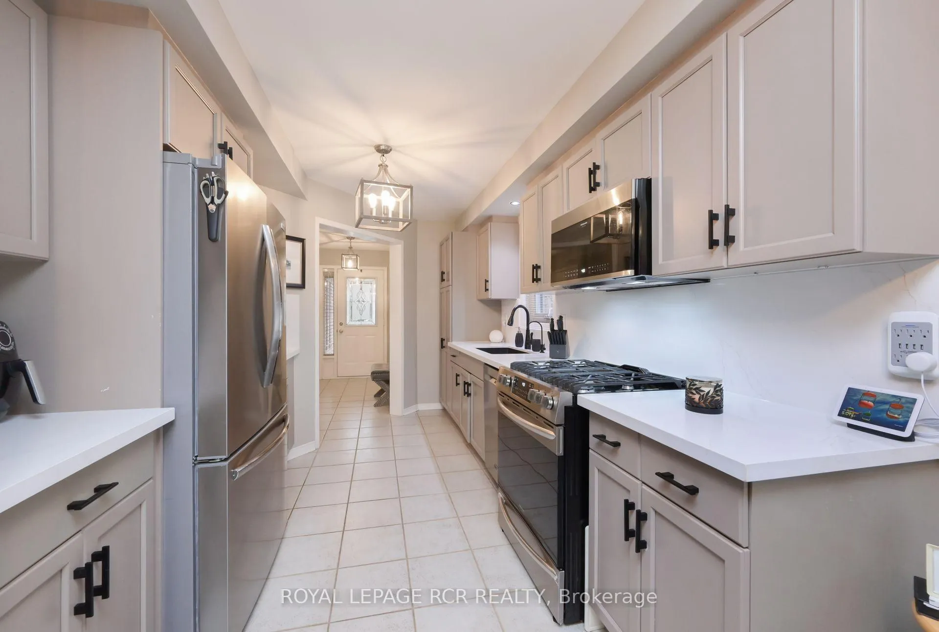 Photo 6 of 147 Riverview Road, New Tecumseth, Alliston — HOMEH