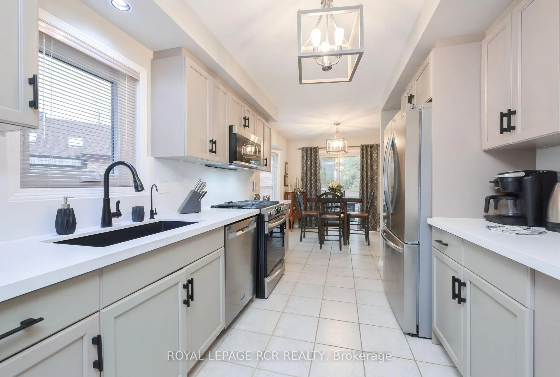 Photo 7 of 147 Riverview Road, New Tecumseth, Alliston — HOMEH