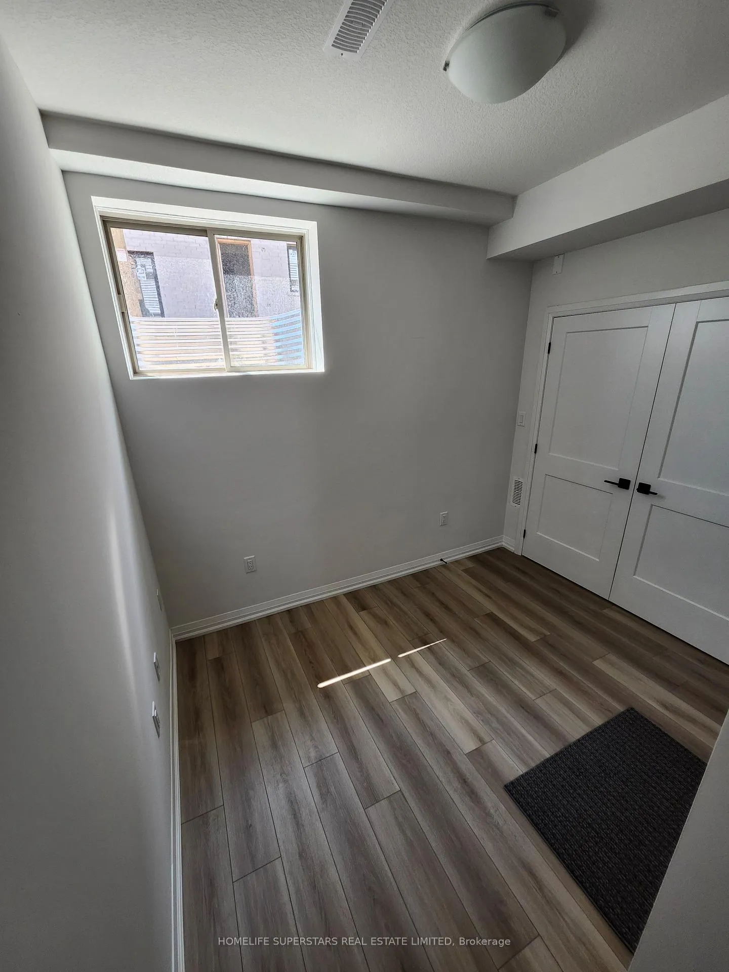 Photo 6 of Unit 84, 55 Tom Brown Drive, Brant, Paris — HOMEH