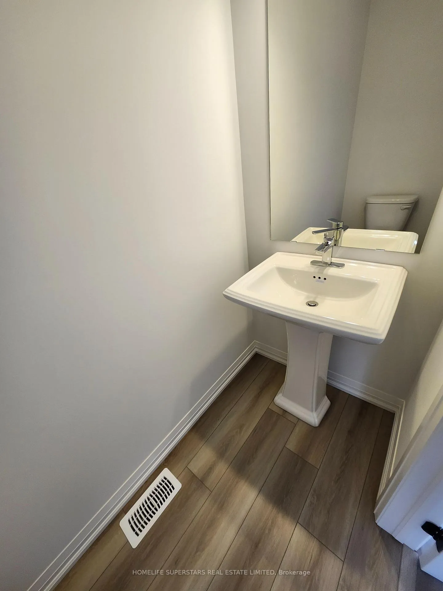Photo 9 of Unit 84, 55 Tom Brown Drive, Brant, Paris — HOMEH