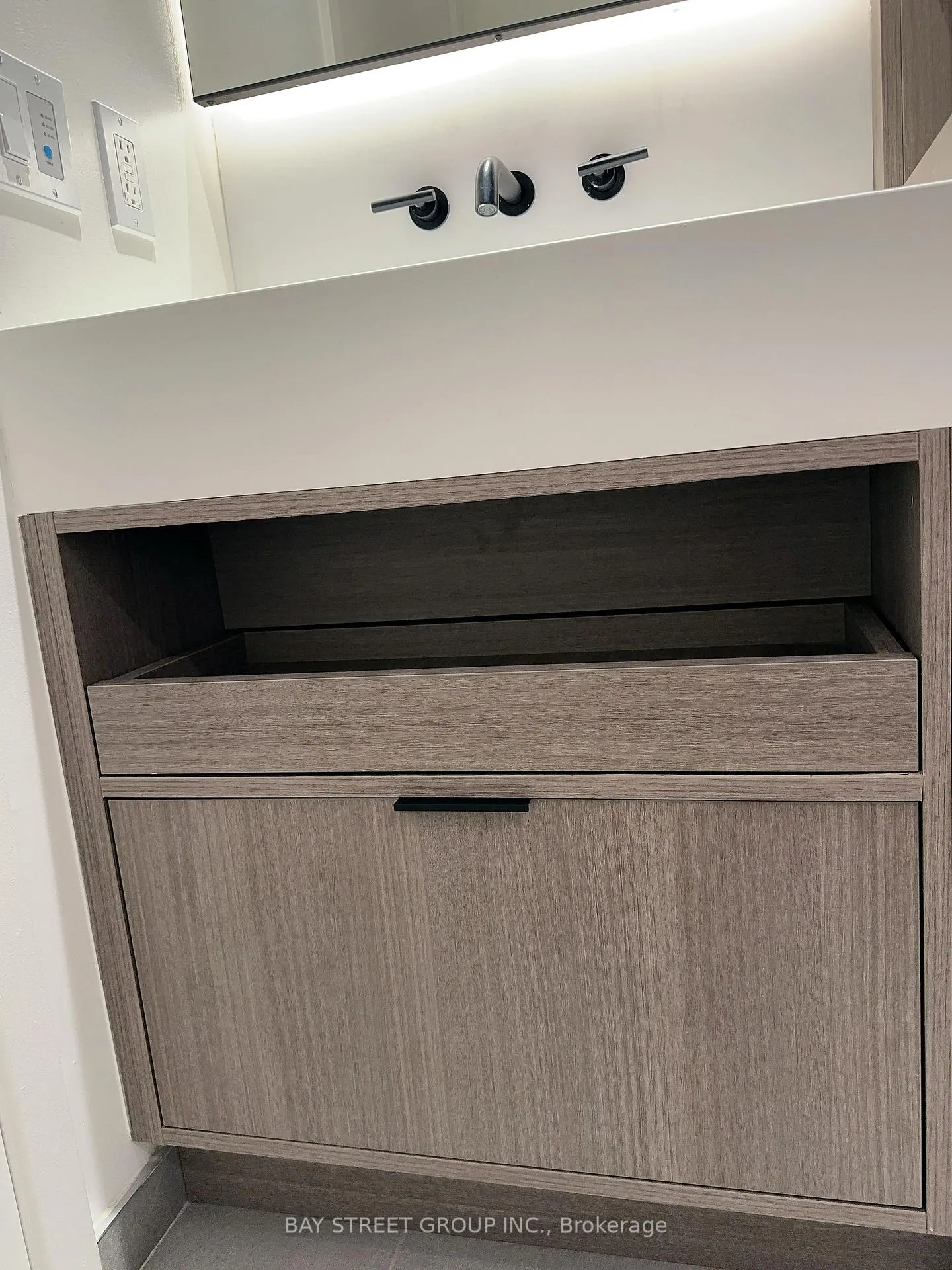 Photo 15 of Unit 3310, 55 Charles Street E, Toronto, Church-Yonge Corridor — HOMEH