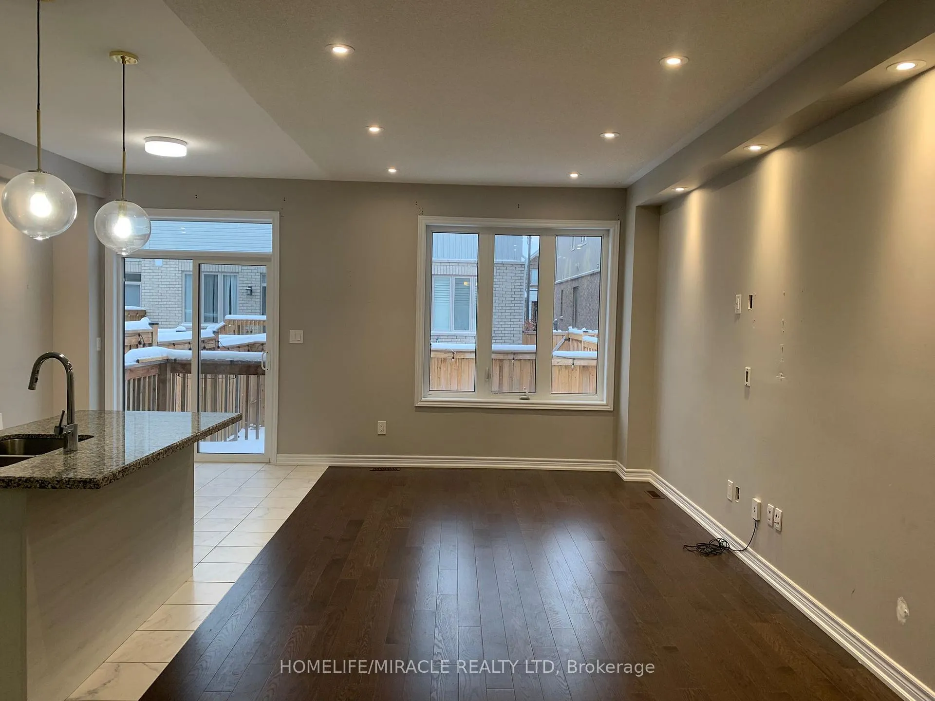 Photo 6 of 72 Clifford Crescent, New Tecumseth, Tottenham — HOMEH