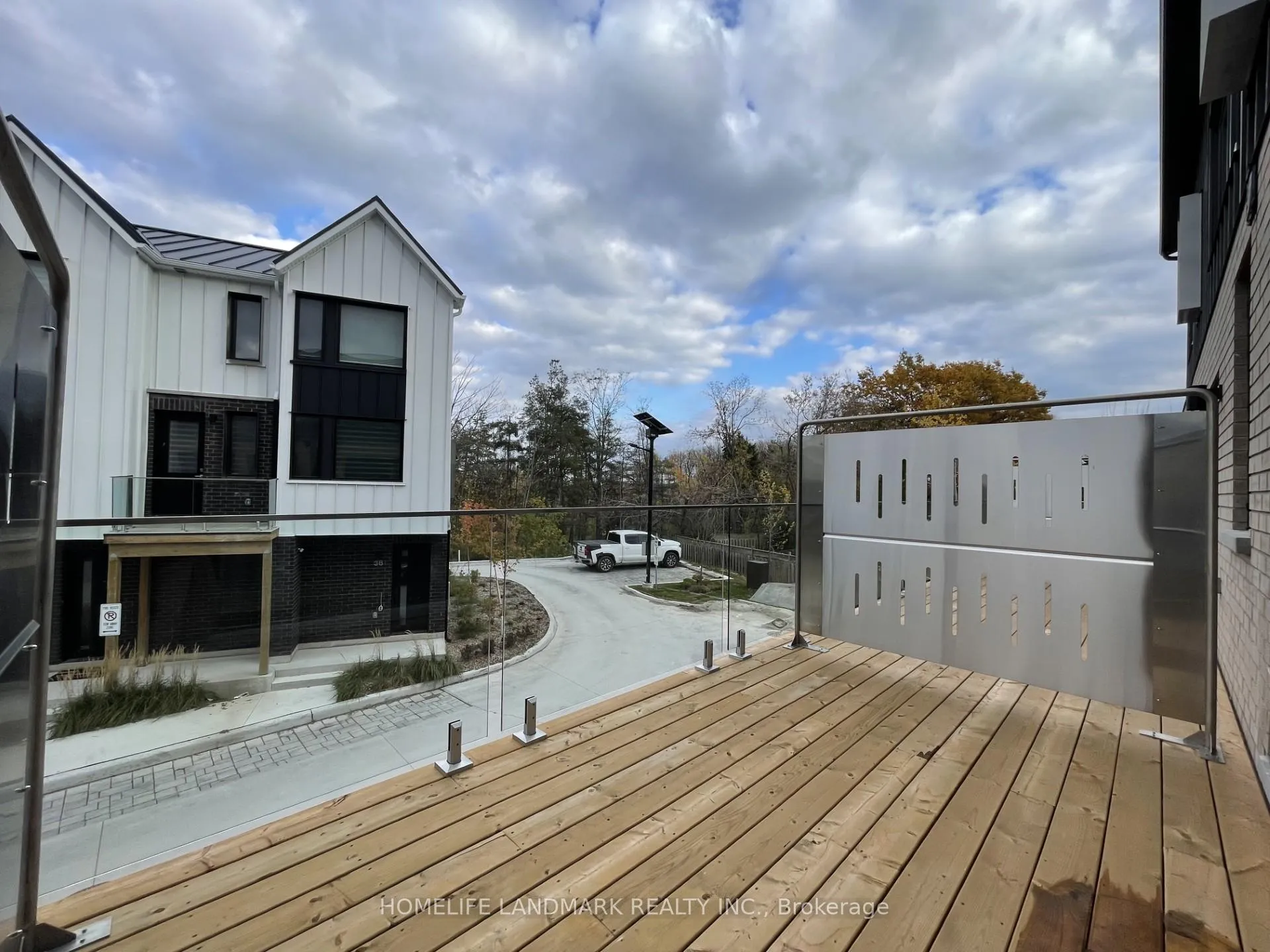Photo 10 of 29 Rainwater Lane, Barrie, Holly — HOMEH
