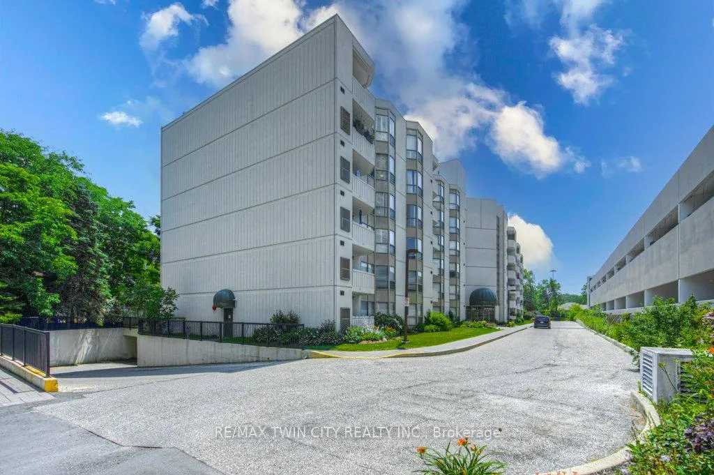 Photo 1 of Unit 202, 3267 King Street E, Kitchener — HOMEH