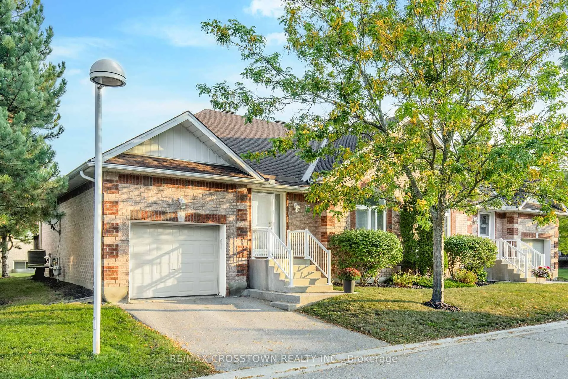 Photo 2 of Unit 16, 358 Little Avenue, Barrie, Painswick North — HOMEH