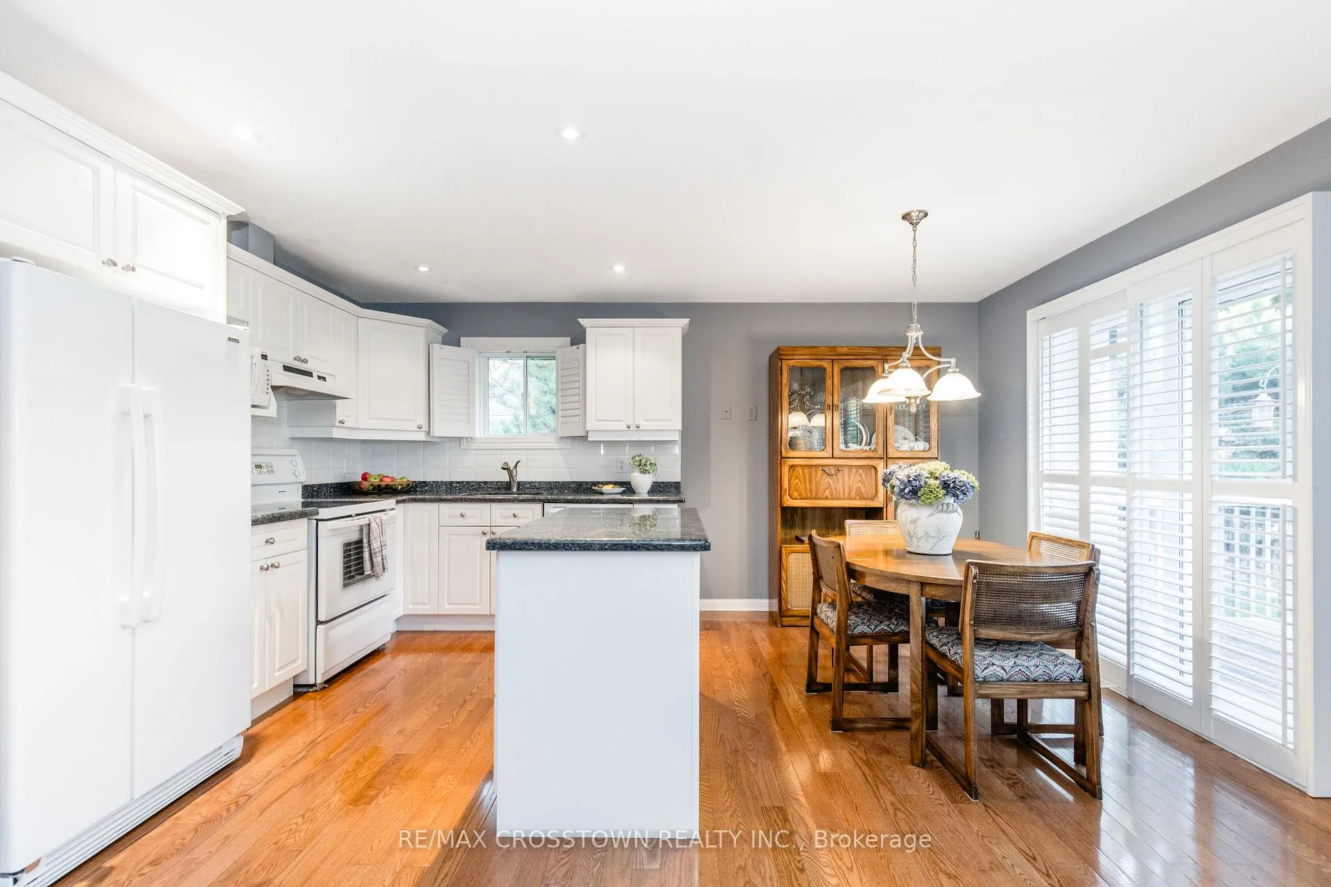 Photo 13 of Unit 16, 358 Little Avenue, Barrie, Painswick North — HOMEH