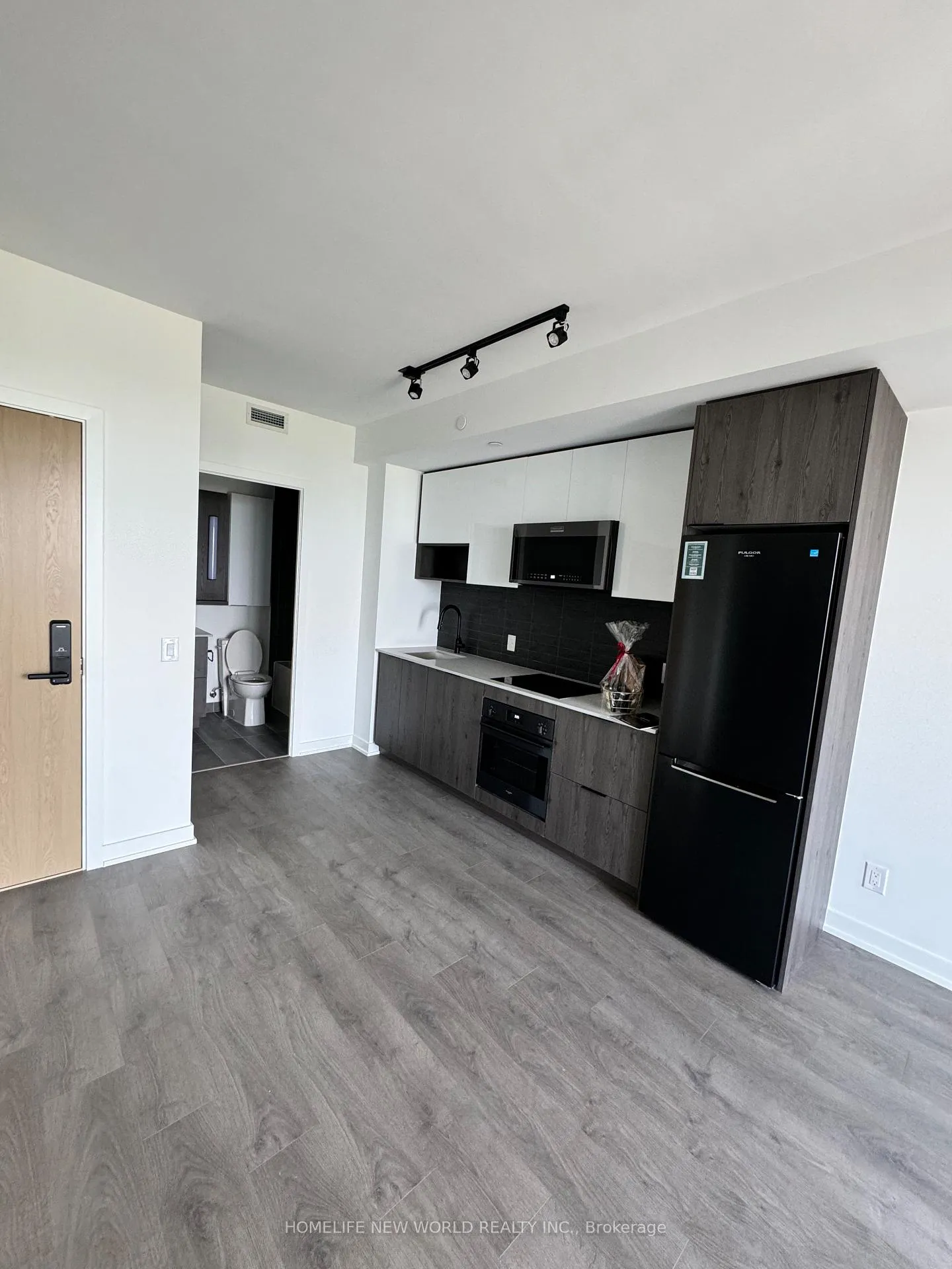 Photo 1 of Unit 3601, 5 Defries Street, Toronto, Regent Park — HOMEH
