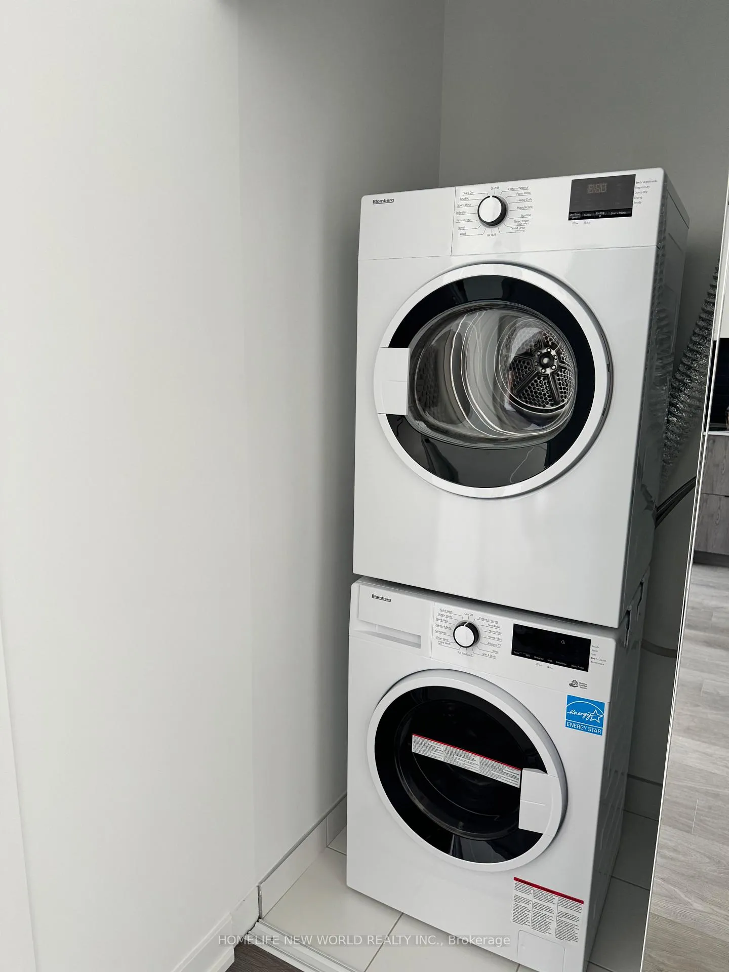 Photo 6 of Unit 3601, 5 Defries Street, Toronto, Regent Park — HOMEH