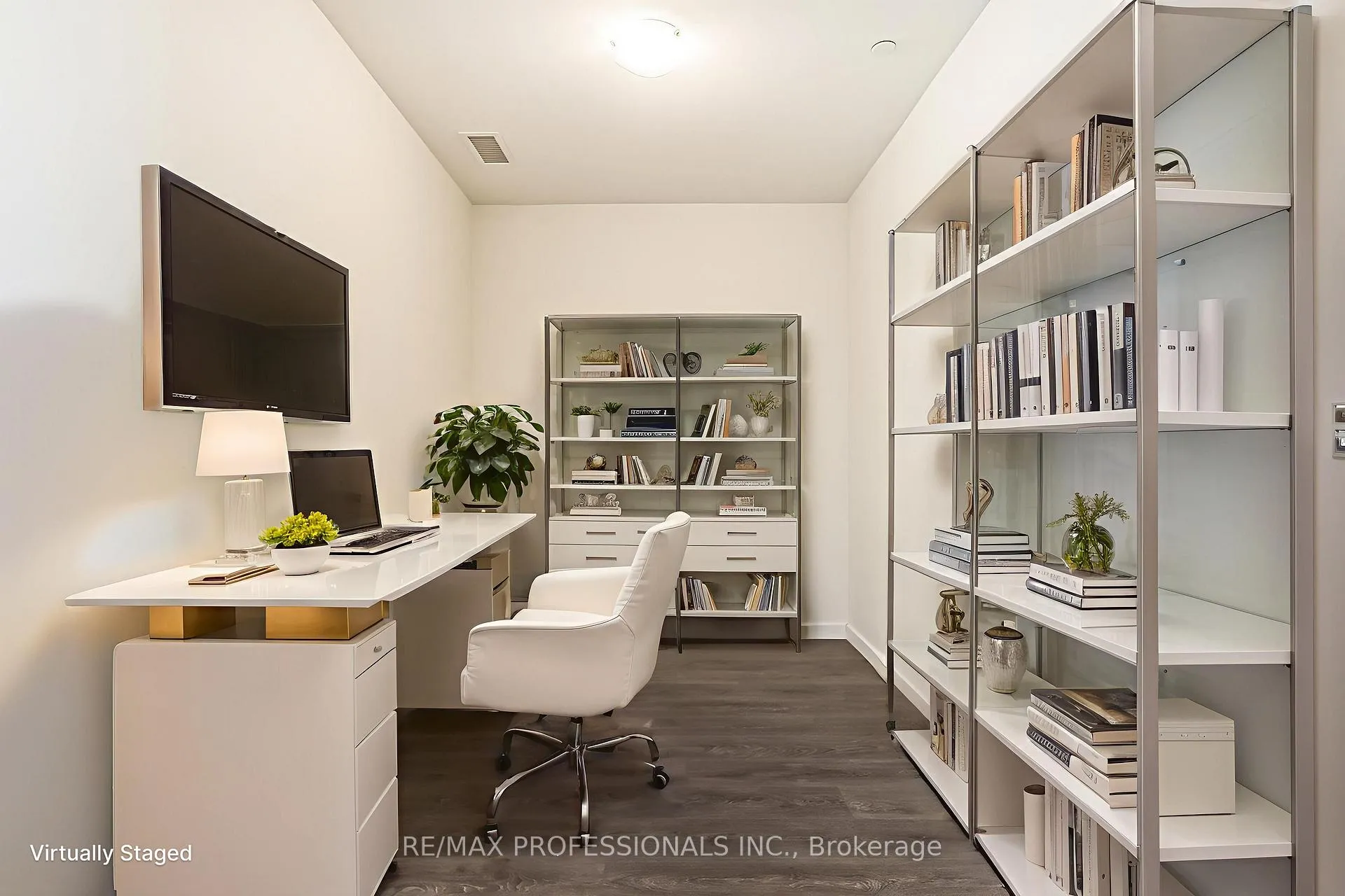 Photo 7 of Unit 421, 690 King Street W, Kitchener, KW Hospital — HOMEH