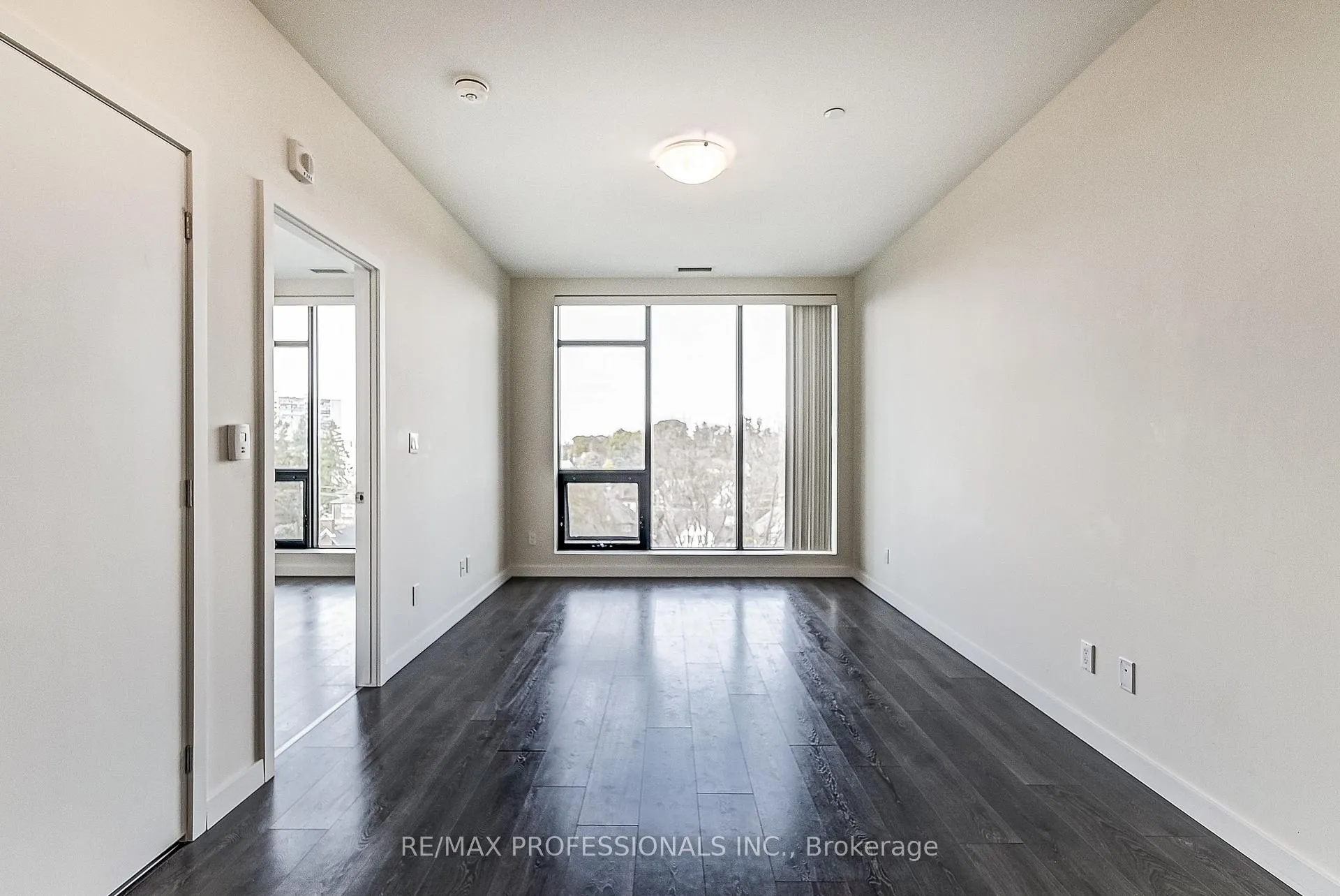 Photo 15 of Unit 421, 690 King Street W, Kitchener, KW Hospital — HOMEH