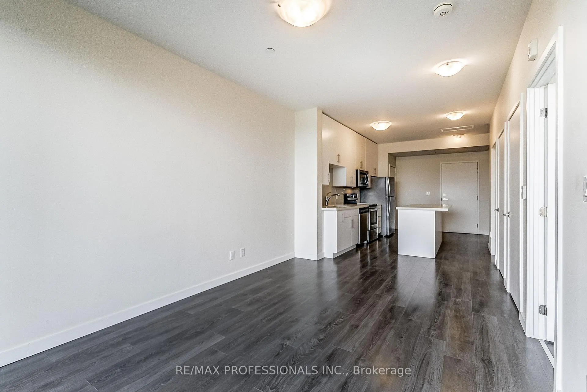 Photo 17 of Unit 421, 690 King Street W, Kitchener, KW Hospital — HOMEH