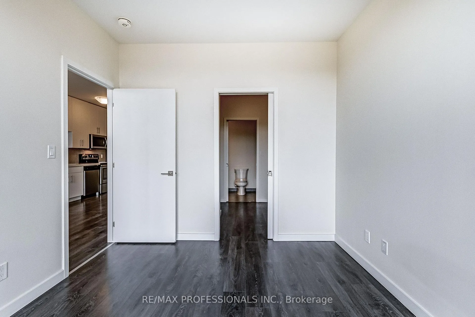 Photo 21 of Unit 421, 690 King Street W, Kitchener, KW Hospital — HOMEH