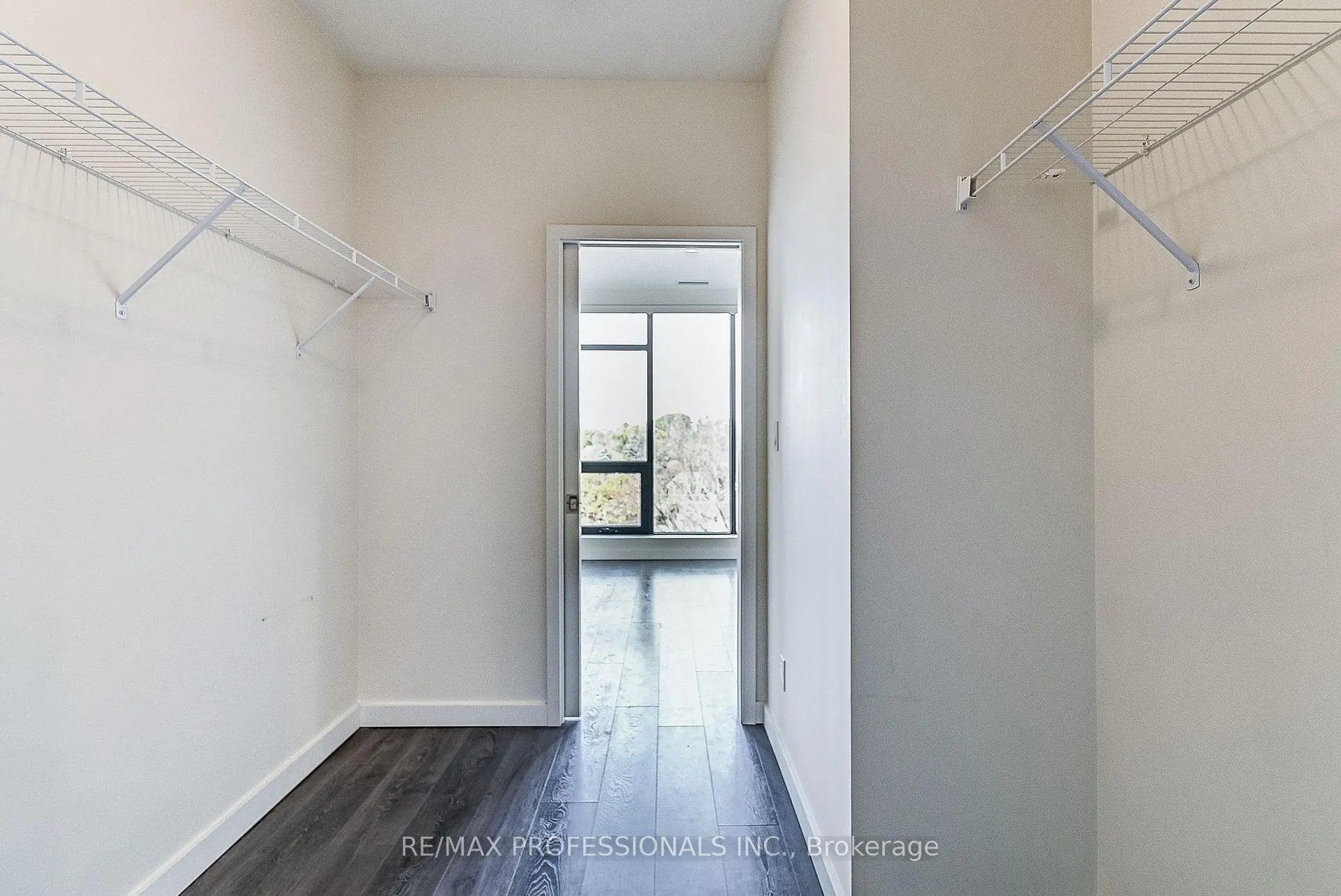 Photo 24 of Unit 421, 690 King Street W, Kitchener, KW Hospital — HOMEH
