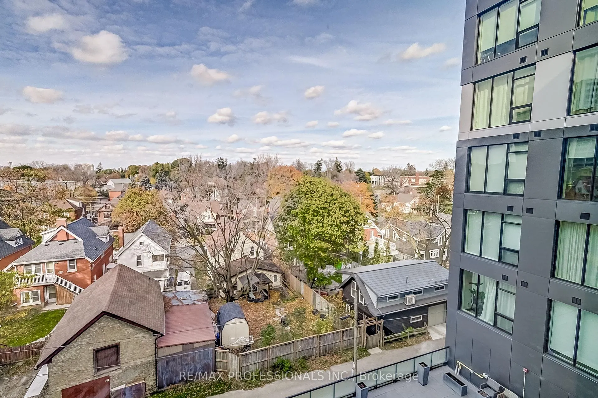 Photo 27 of Unit 421, 690 King Street W, Kitchener, KW Hospital — HOMEH