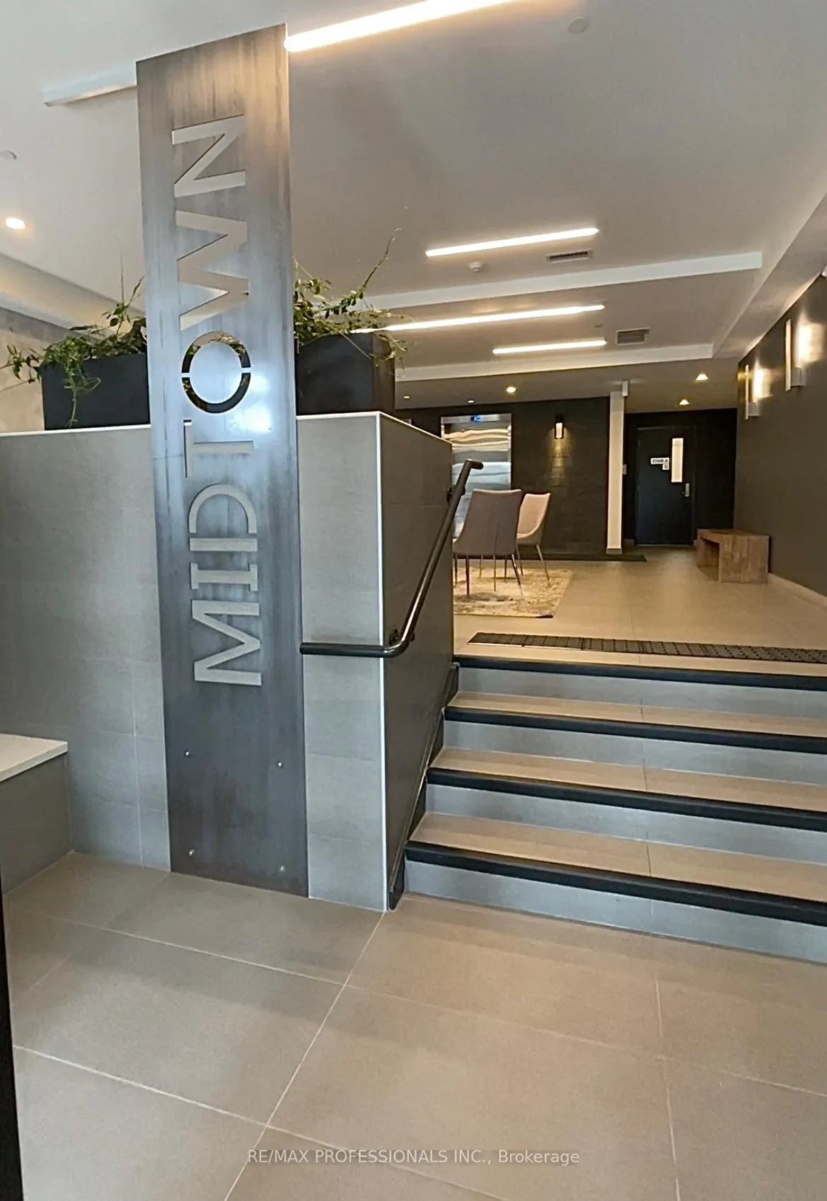 Photo 37 of Unit 421, 690 King Street W, Kitchener, KW Hospital — HOMEH