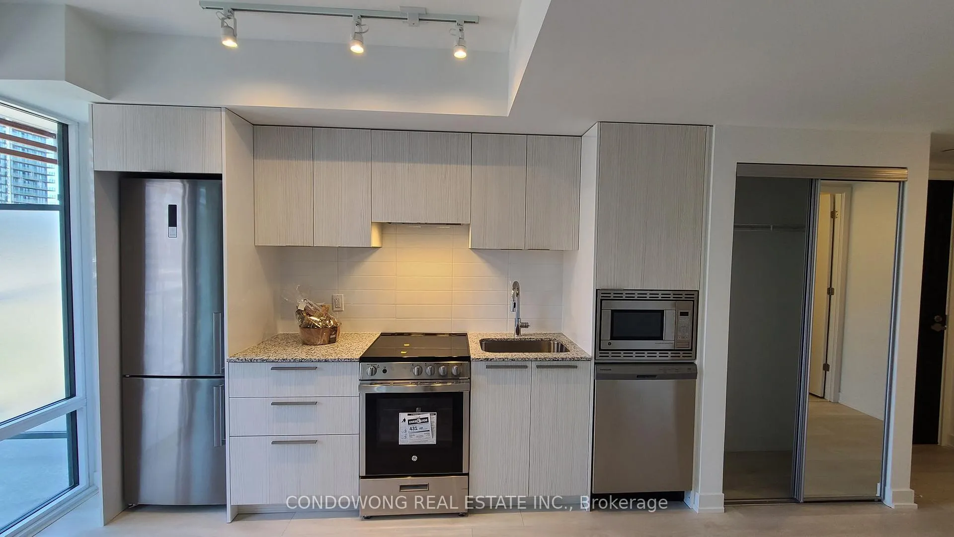 Photo 2 of Unit 1111, 18 Maitland Terrace, Toronto, Church-Yonge Corridor — HOMEH
