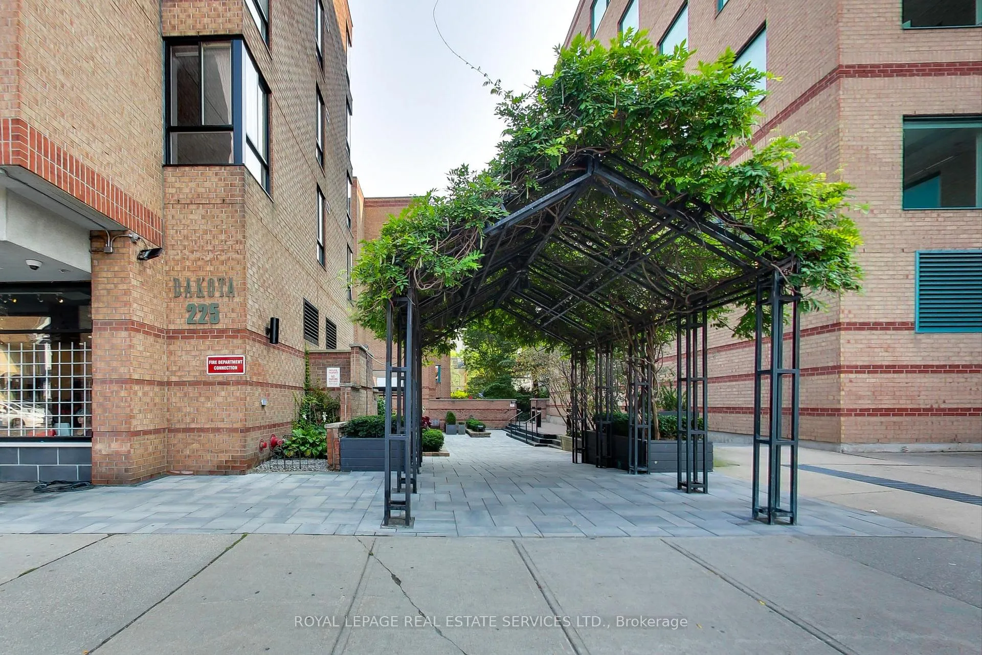 Photo 1 of Unit 514, 225 Davenport Road, Toronto, The Annex — HOMEH
