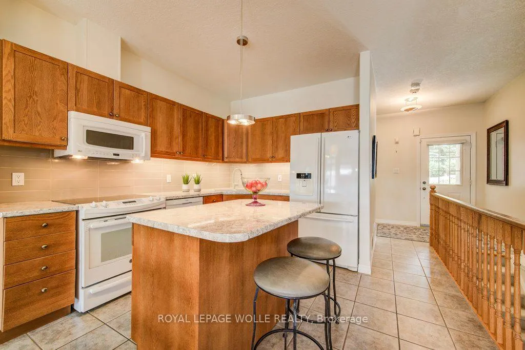 Photo 8 of Unit 3, 165 Chandos Drive, Kitchener — HOMEH