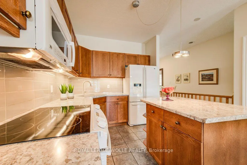 Photo 9 of Unit 3, 165 Chandos Drive, Kitchener — HOMEH
