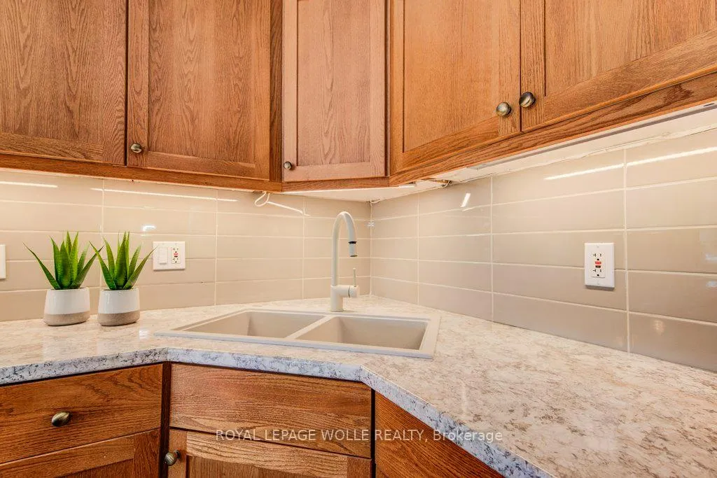 Photo 10 of Unit 3, 165 Chandos Drive, Kitchener — HOMEH