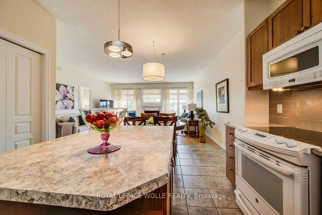 Photo 12 of Unit 3, 165 Chandos Drive, Kitchener — HOMEH