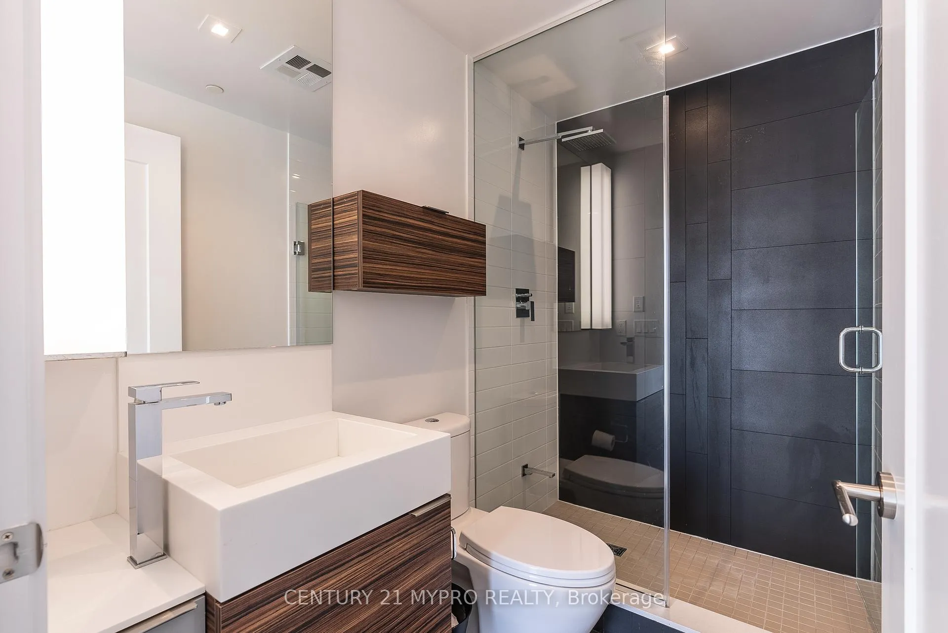 Photo 14 of Unit 4706, 88 Scott Street, Toronto, Church-Yonge Corridor — HOMEH