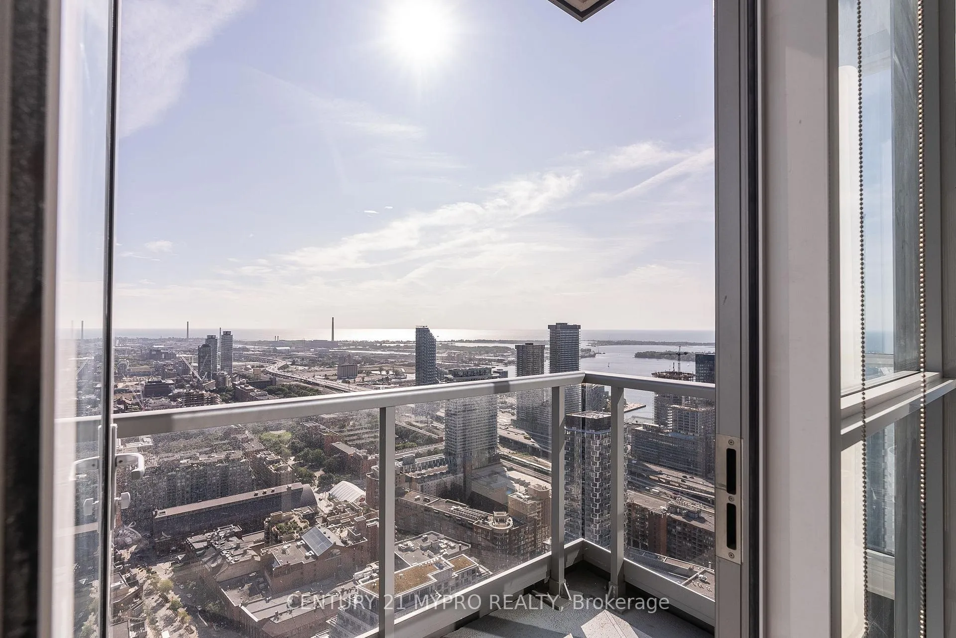 Photo 24 of Unit 4706, 88 Scott Street, Toronto, Church-Yonge Corridor — HOMEH