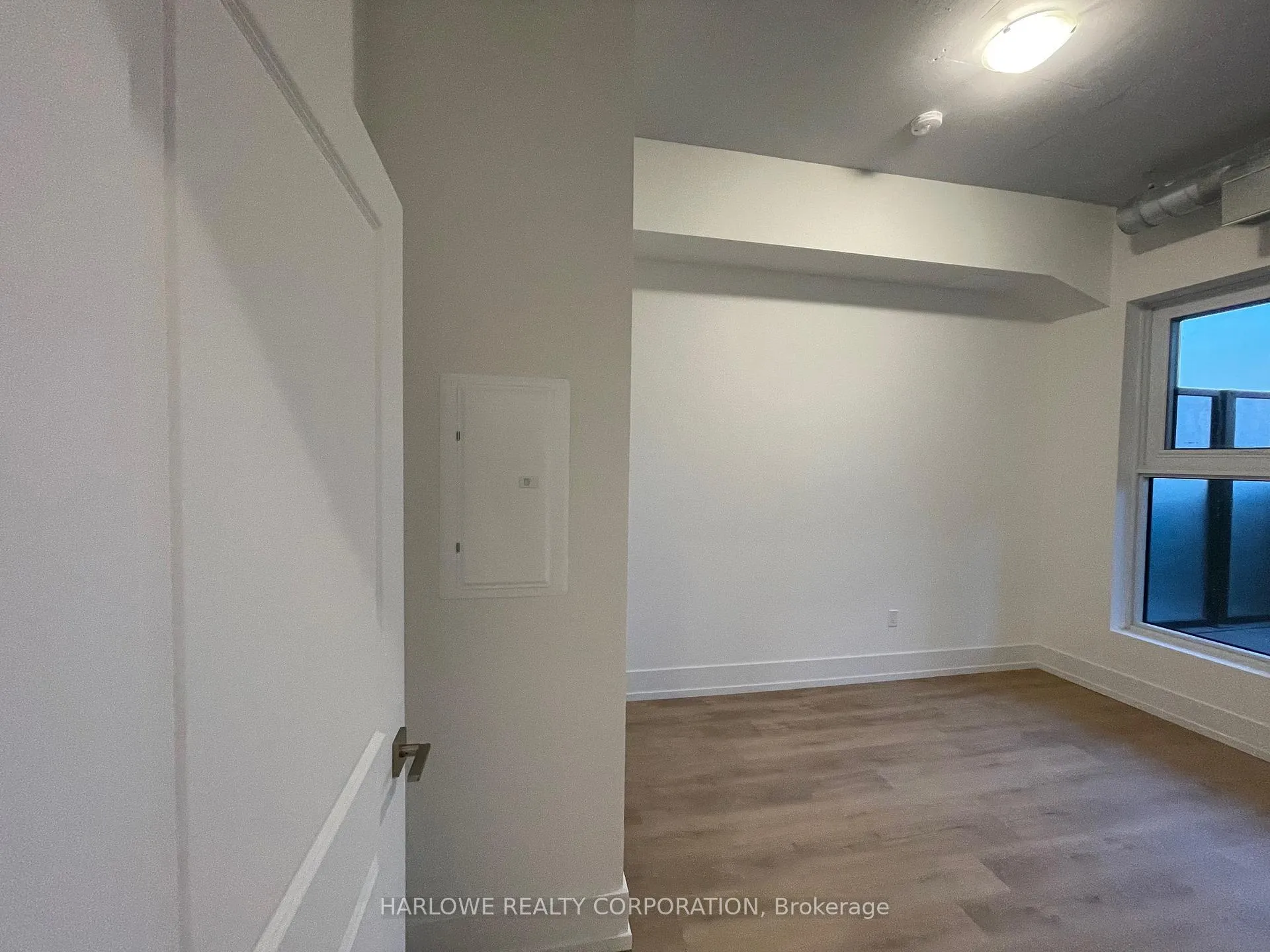 Photo 4 of Unit 206, 206 King Street W, Hamilton, Central — HOMEH