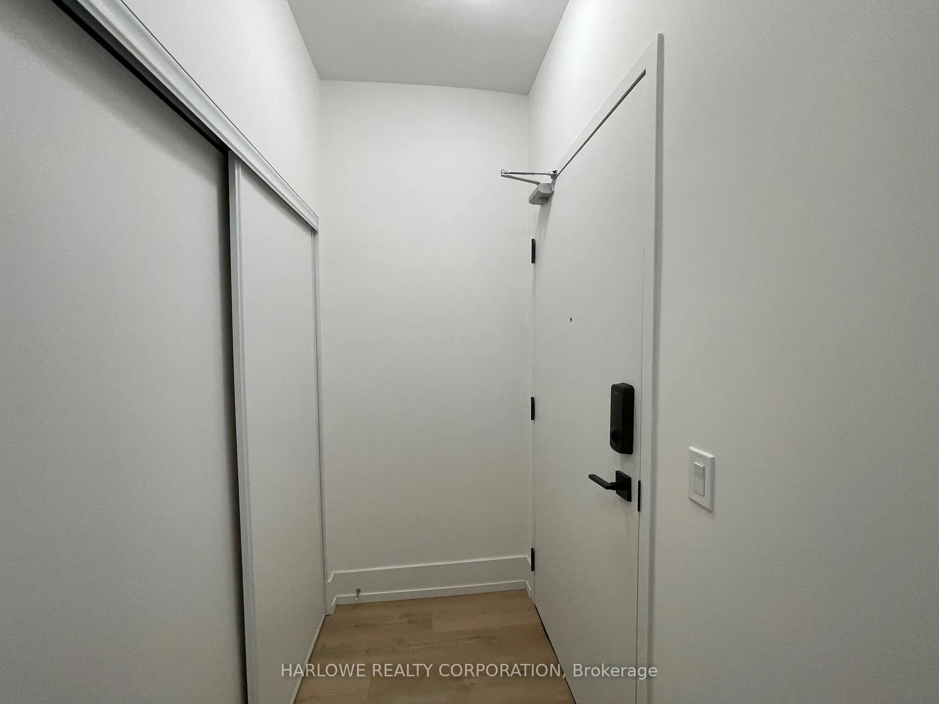 Photo 9 of Unit 206, 206 King Street W, Hamilton, Central — HOMEH