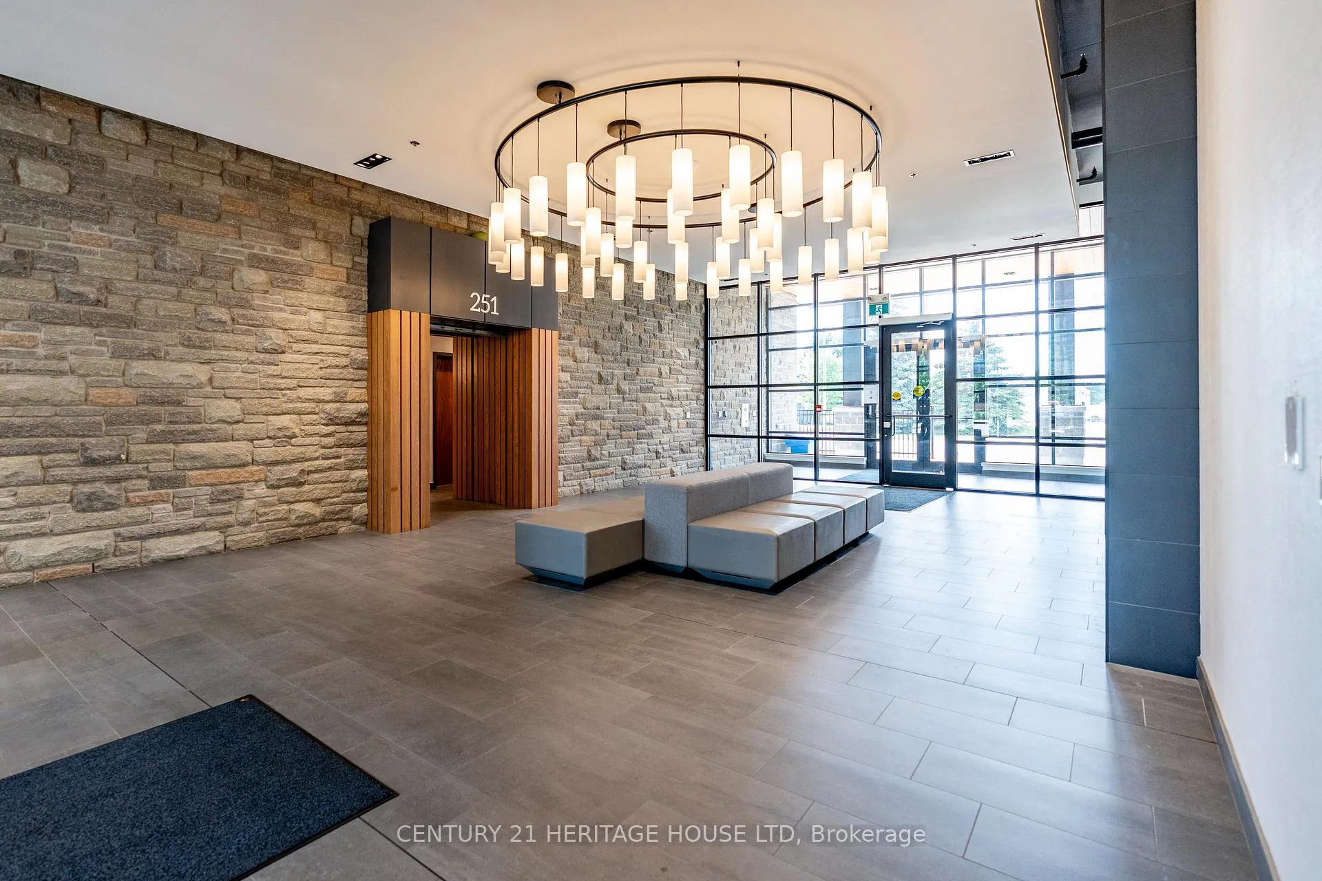 Photo 5 of Unit 512, 251 Northfield Drive E, Waterloo — HOMEH