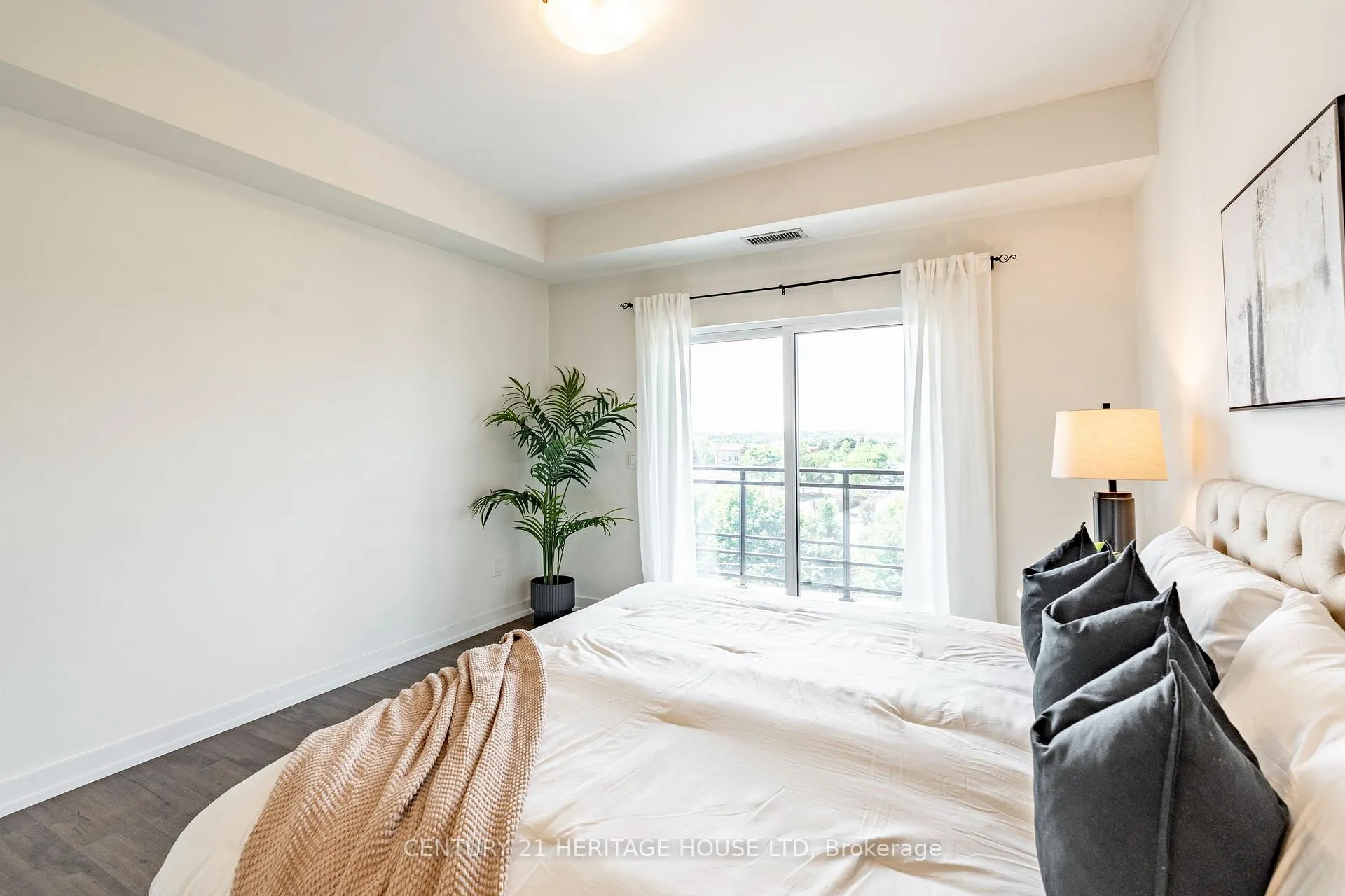 Photo 24 of Unit 512, 251 Northfield Drive E, Waterloo — HOMEH