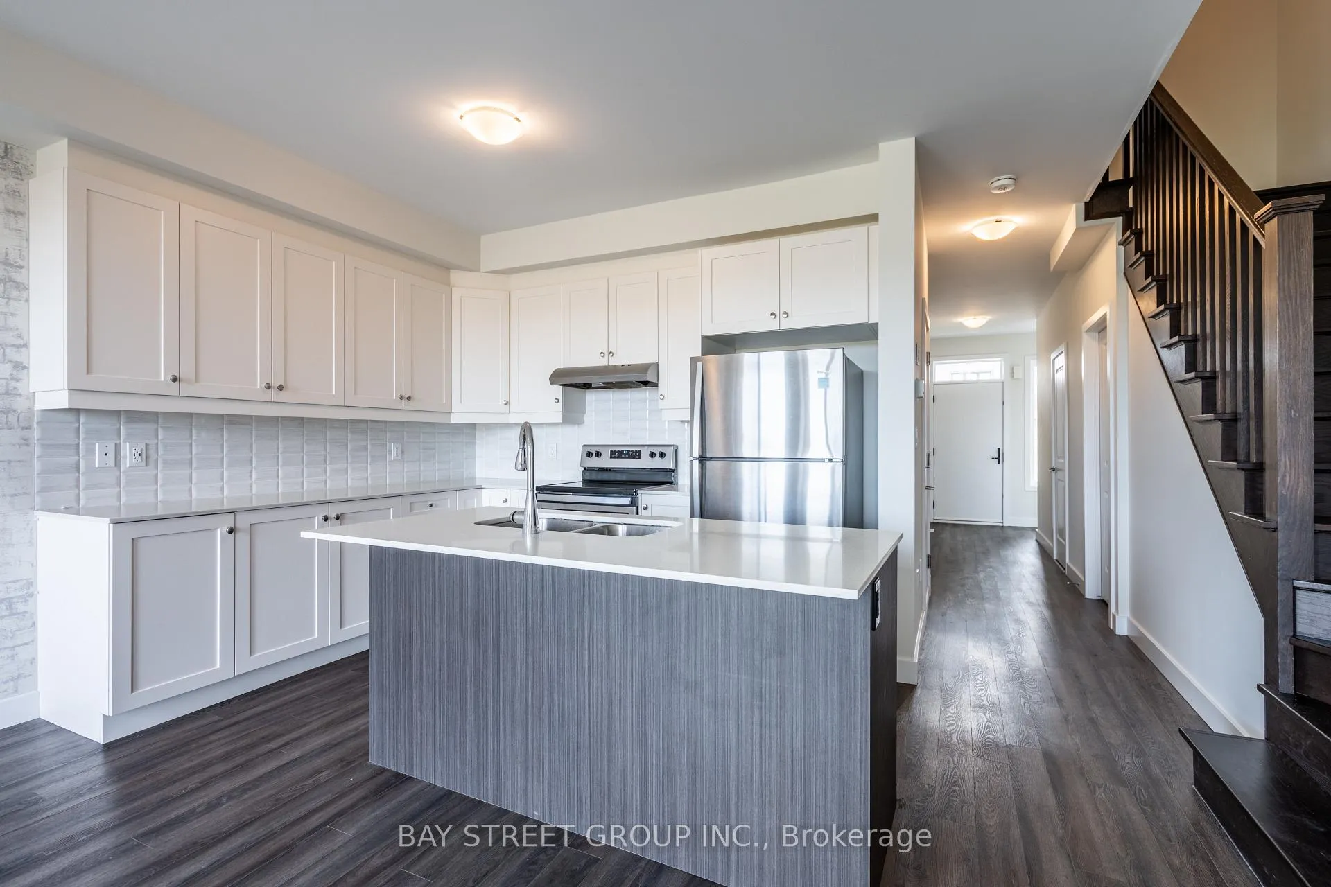 Photo 9 of 6 Bedrock Drive, Hamilton, Stoney Creek — HOMEH
