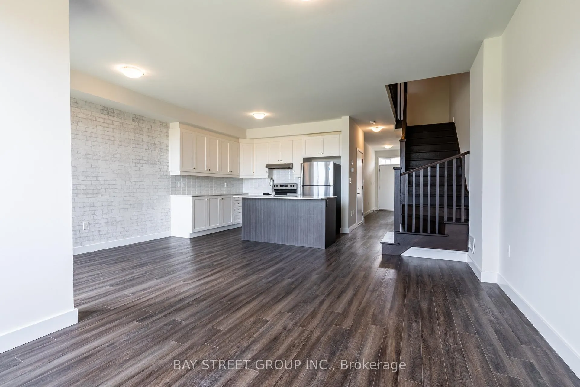 Photo 15 of 6 Bedrock Drive, Hamilton, Stoney Creek — HOMEH