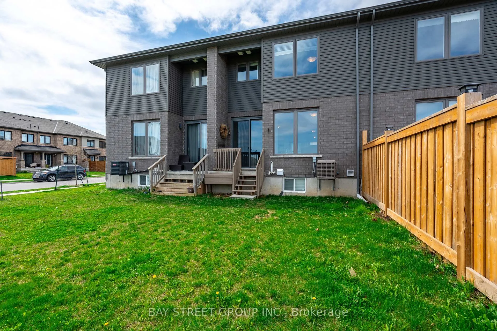 Photo 38 of 6 Bedrock Drive, Hamilton, Stoney Creek — HOMEH